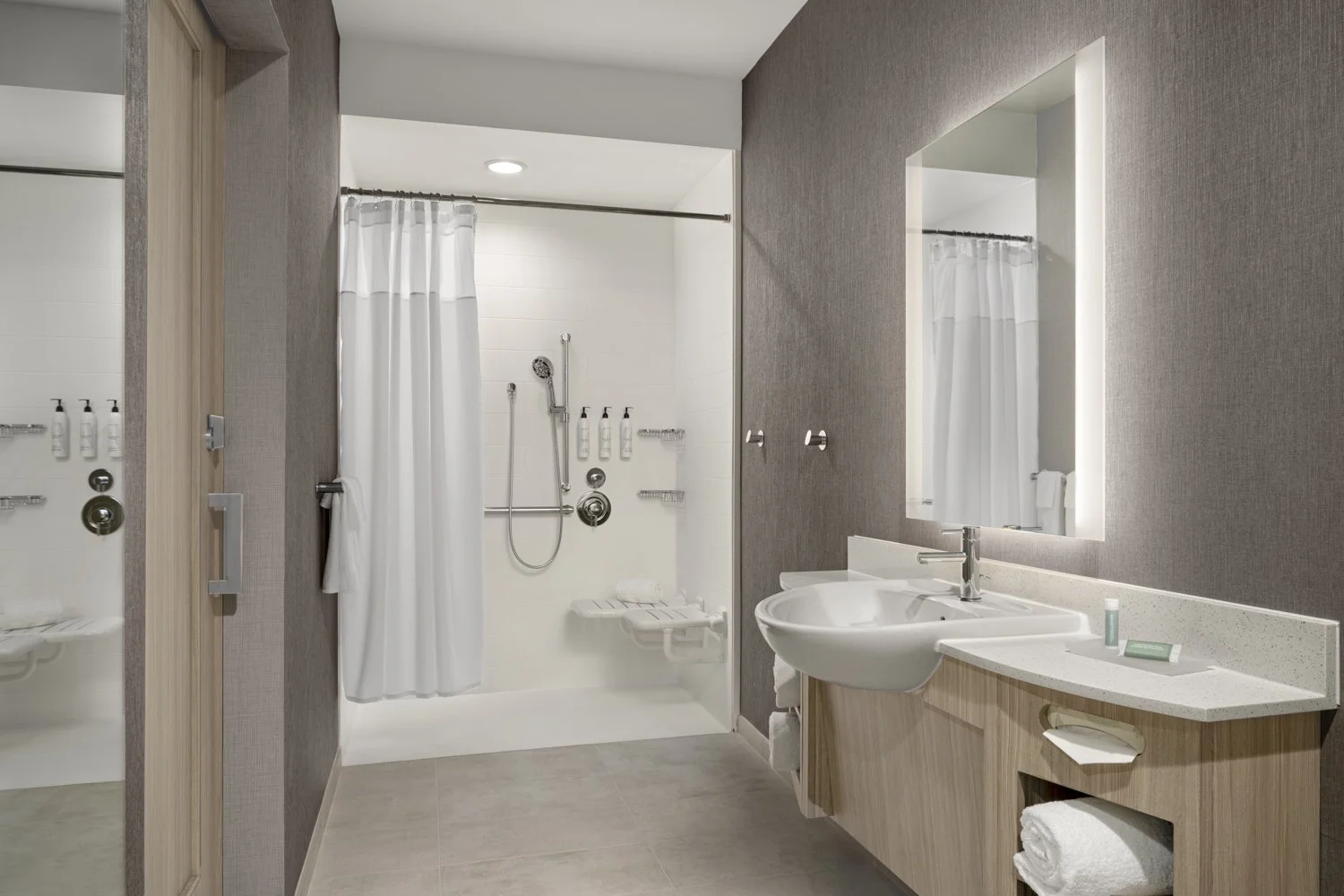 SHS_AZOSP_ADA_Roll_In_Shower.jpg