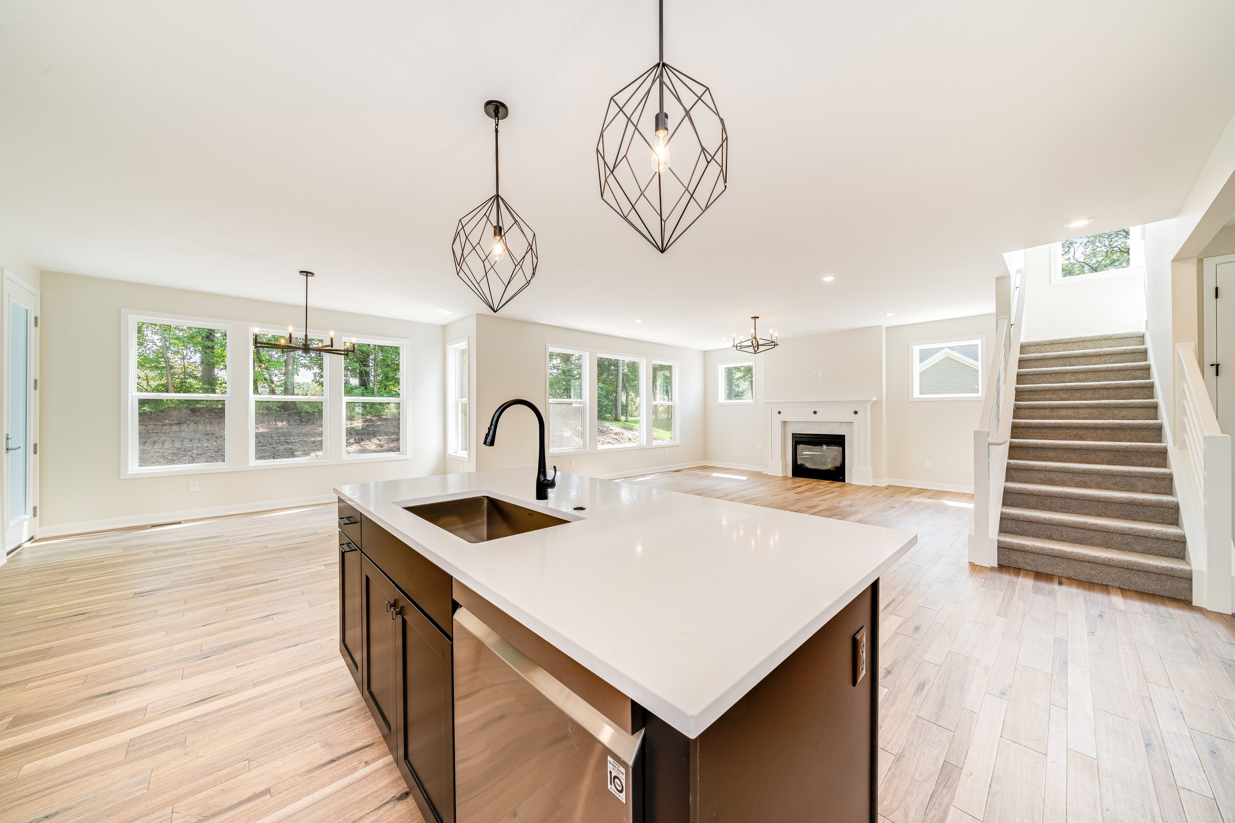 BS-06-131_Gardenia_Kitchen_View to living room.jpg