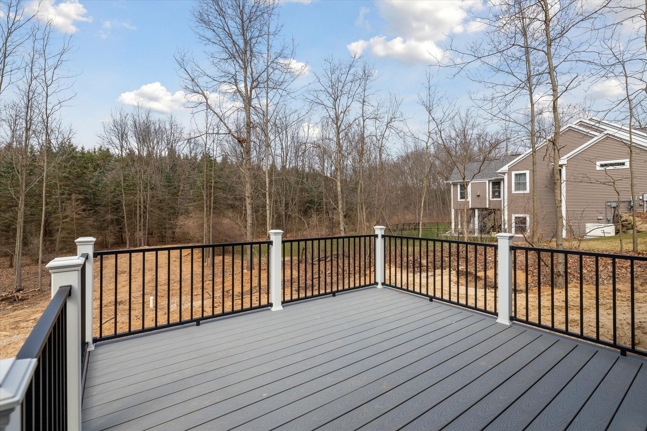 HL-04-148 Firethorn Deck with View of Back yard.jpg