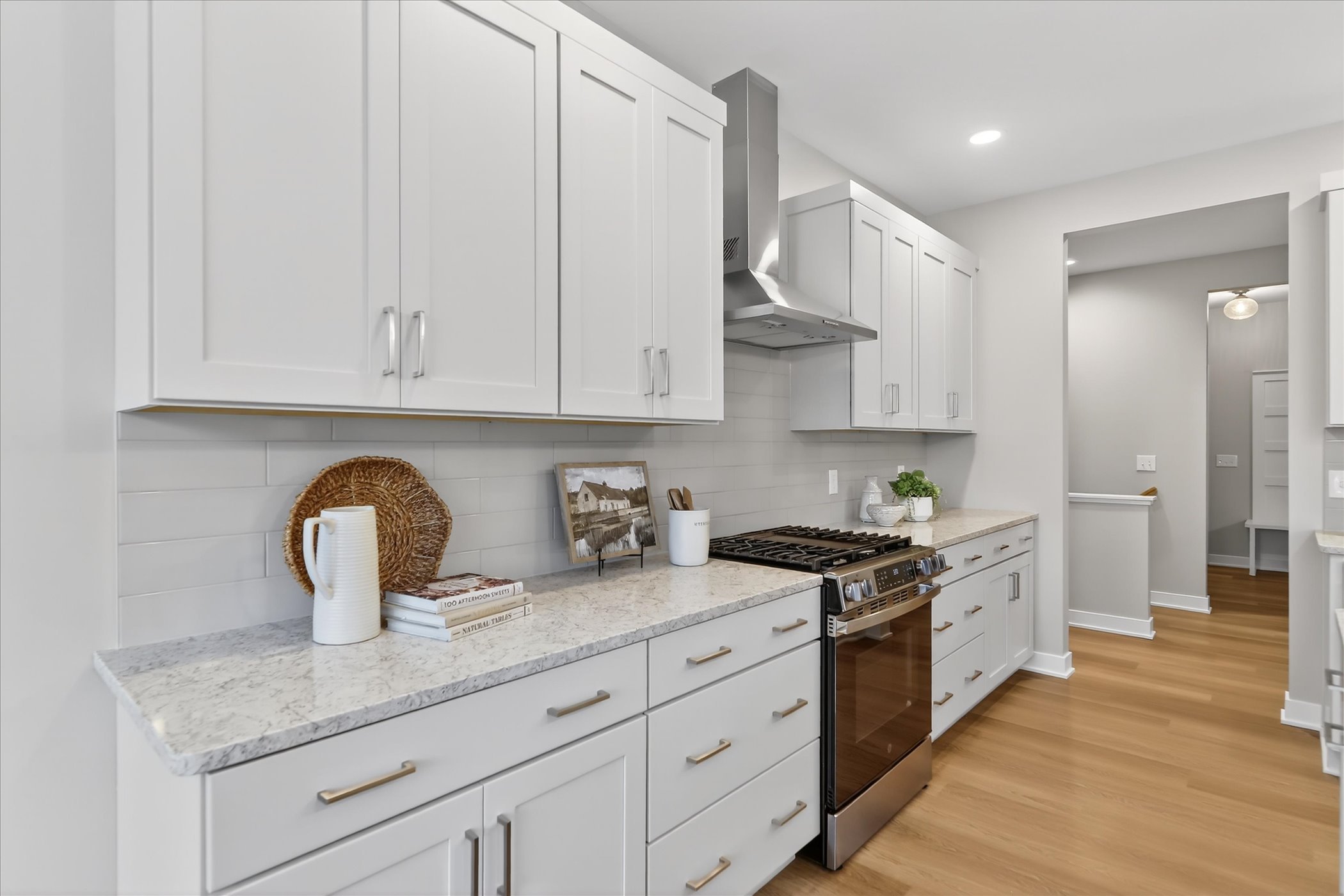 16-8020 Turning Stone Kalamazoo, MI  49009-WindowStill-Photography.jpg