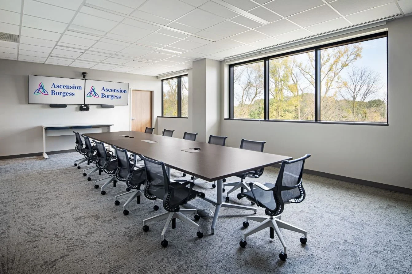 BeaconCancerCenter_Kalamazoo_Healthcare_ConferenceRoom_2022.JPG