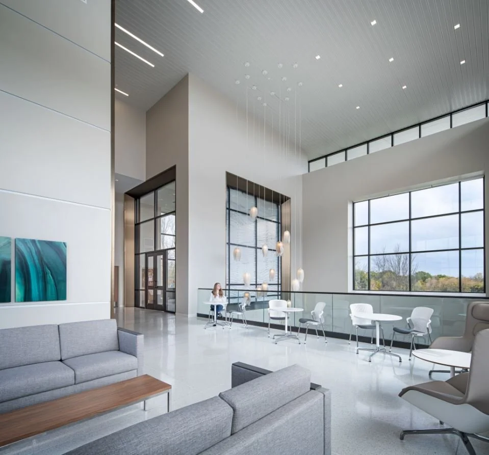 BeaconCancerCenter_Kalamazoo_Healthcare_SecondFloorWaitingArea_2022.JPG