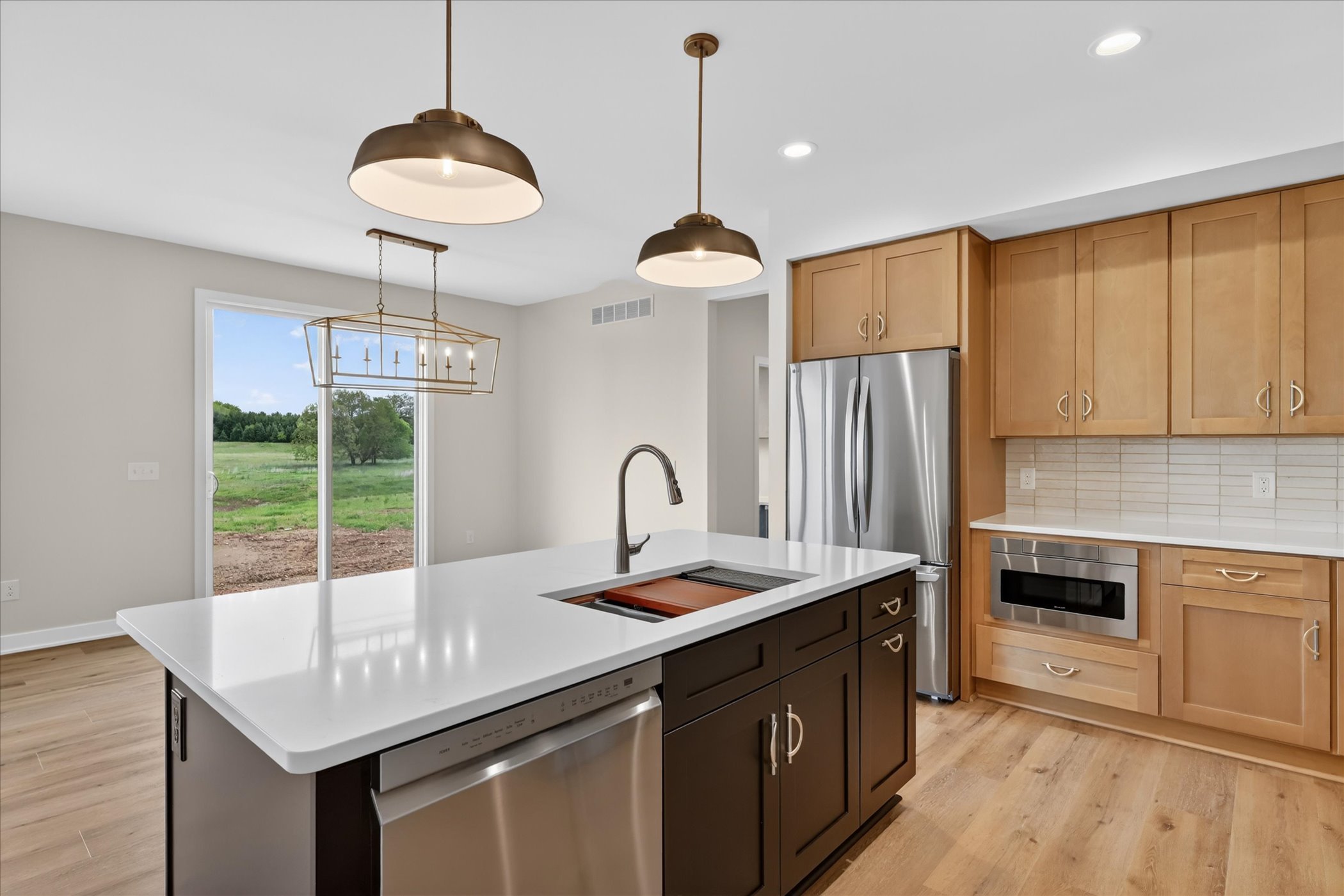 15-6697-Chaffey-Creek-Trl-WindowStill.jpg