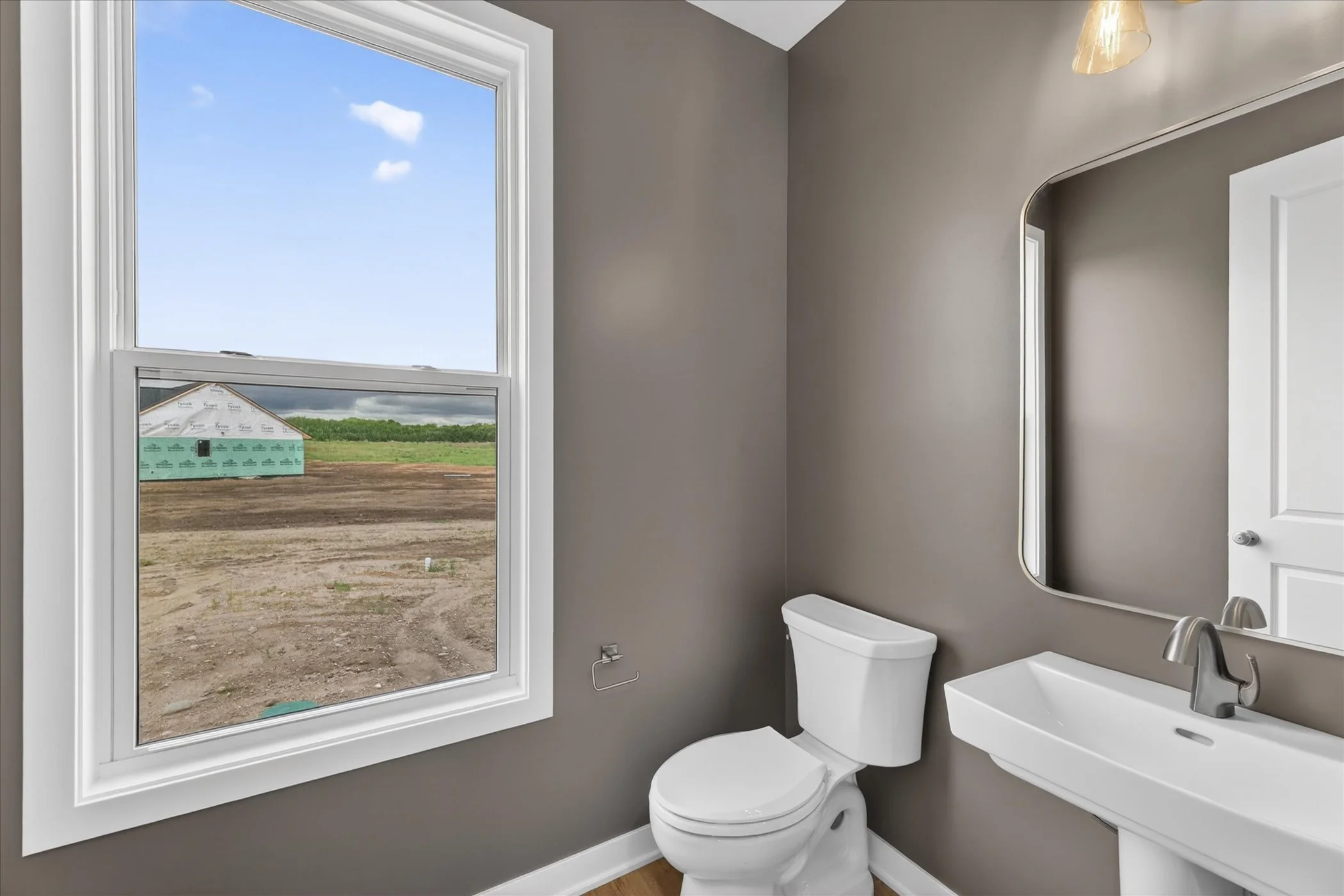 22-6697-Chaffey-Creek-Trl-WindowStill.jpg