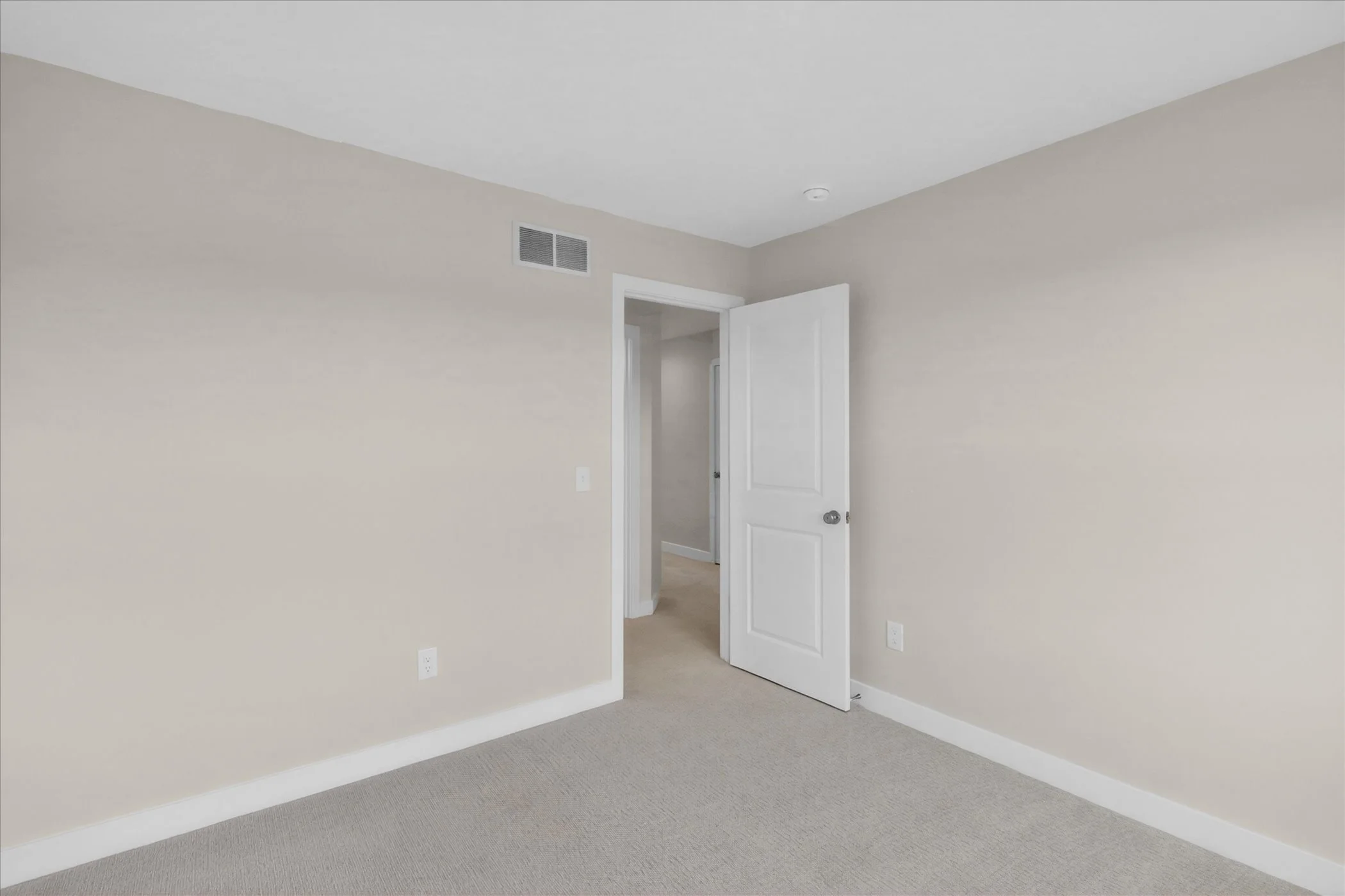 28-6697-Chaffey-Creek-Trl-WindowStill.jpg