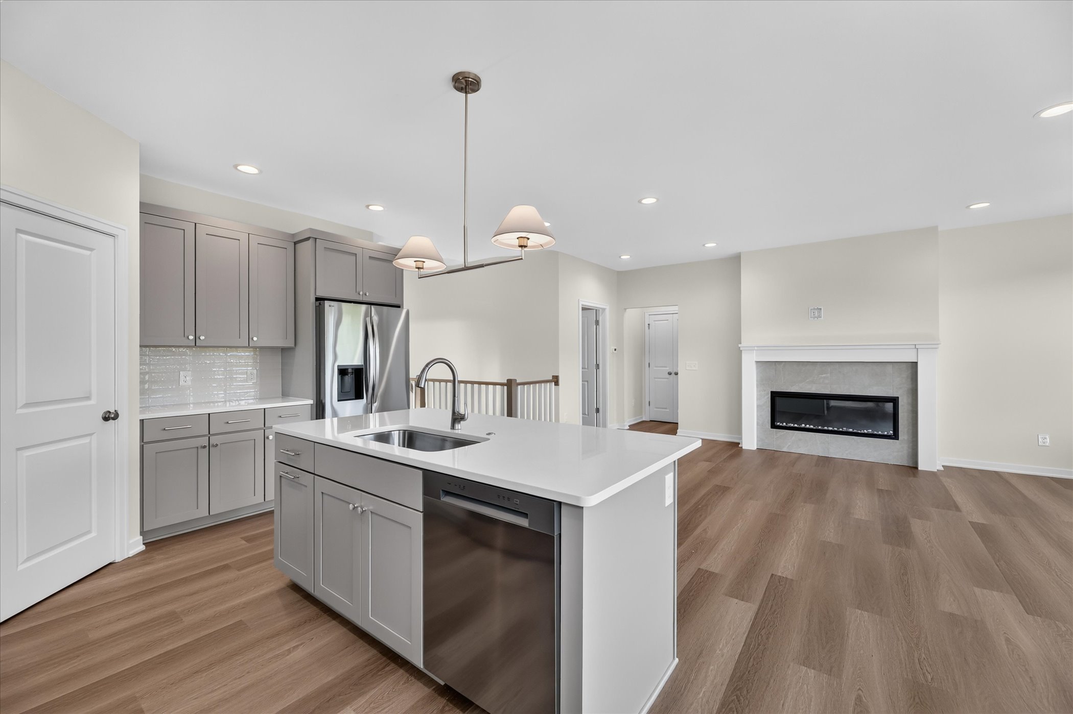 17-3700-Marabella-Pl-Kalamazoo-MI-49006-WindowStill.jpg
