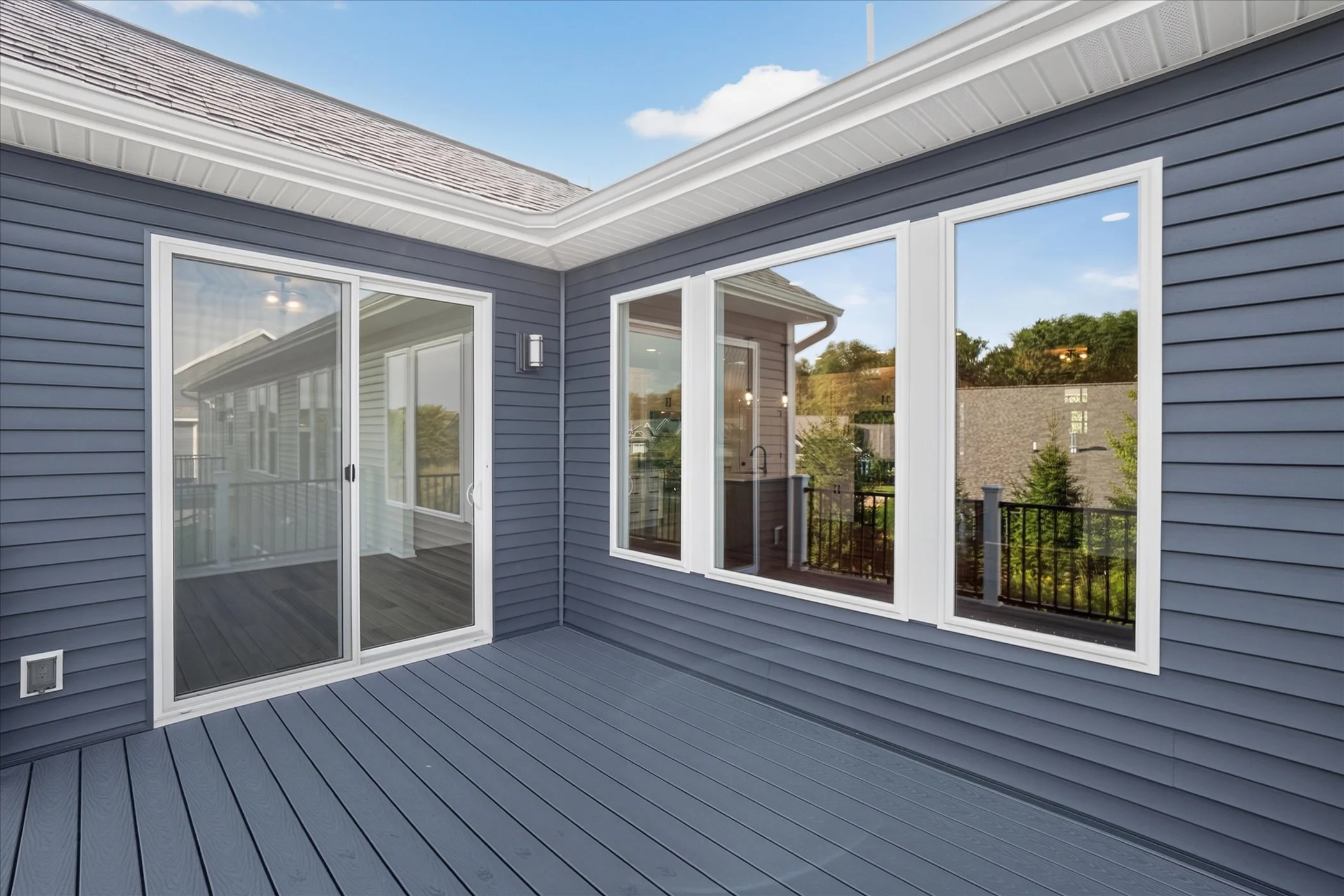 35-3704-Marabella-Pl-Kalamazoo-WindowStill.jpg
