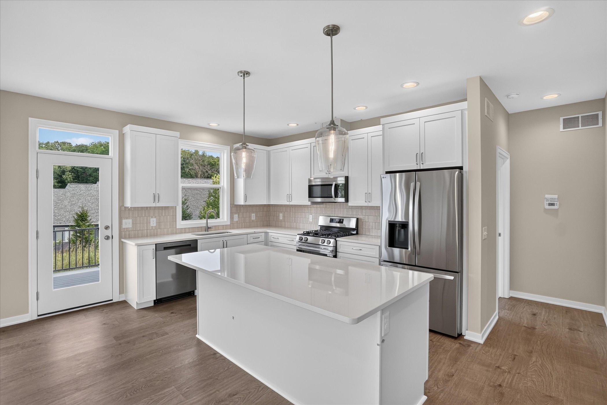 14-3708-Marabella-Pl-Kalamazoo-WindowStill.jpg