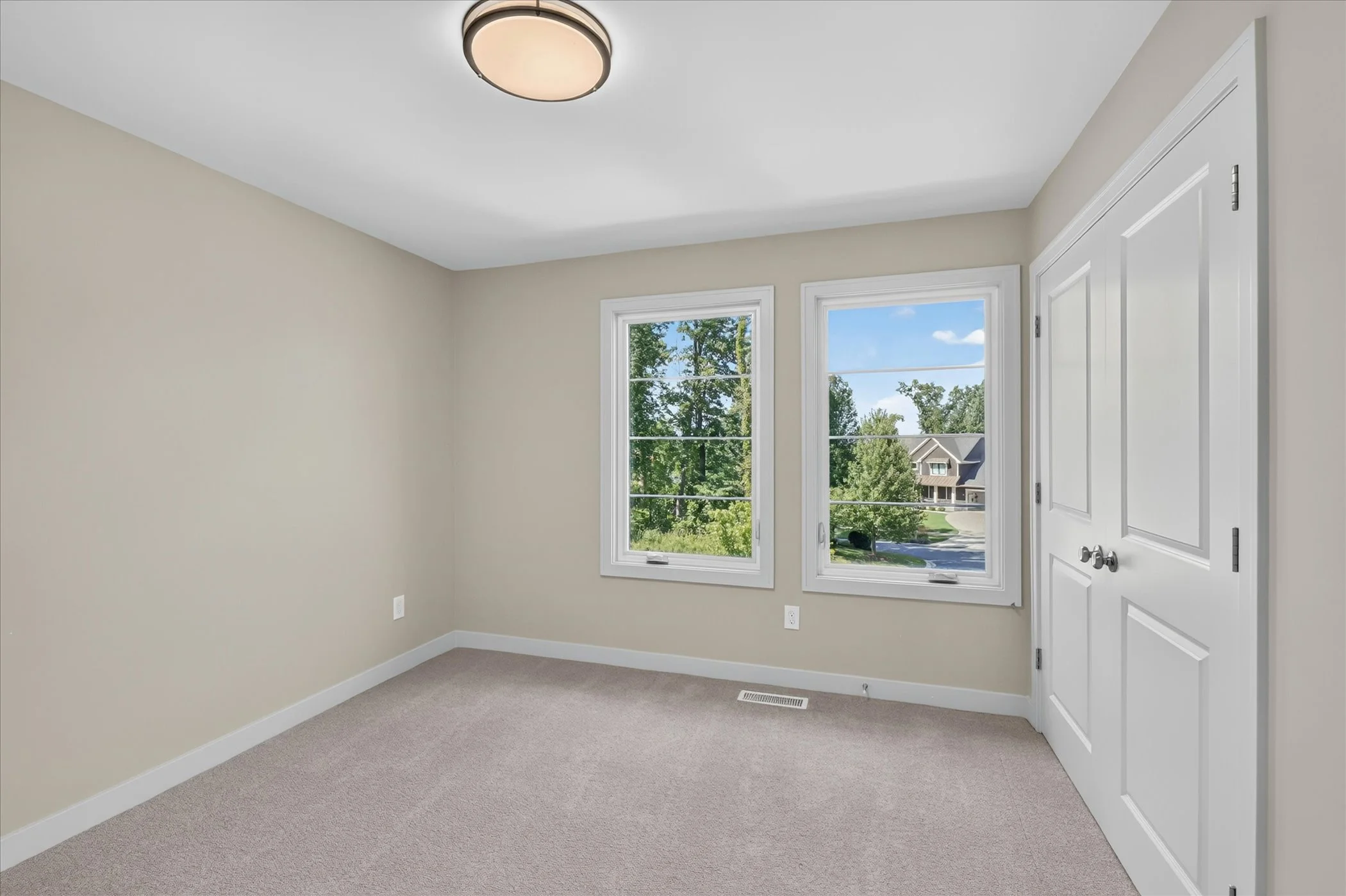 23-8605-Brighten-Trail-WindowStill-Photography.jpg