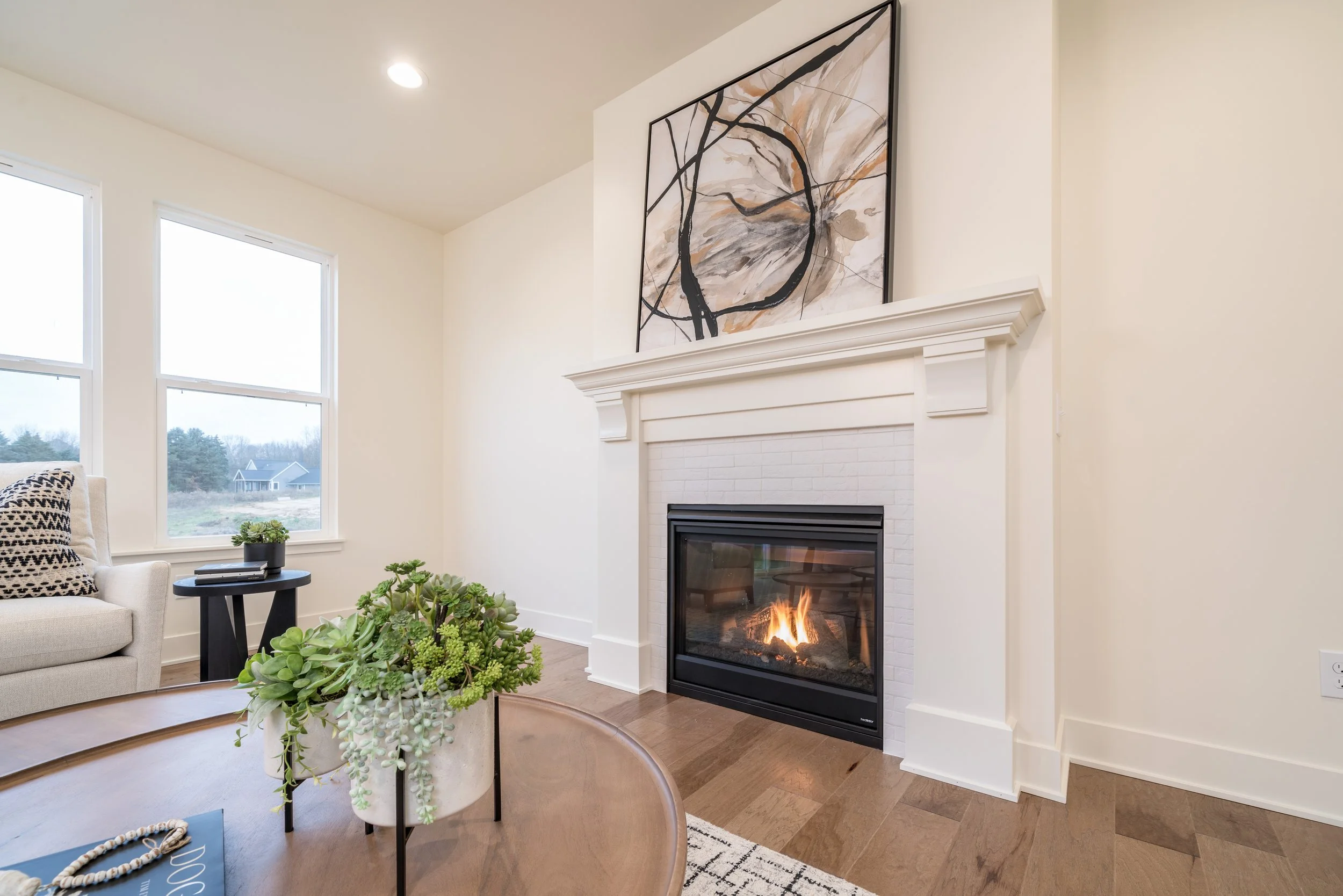 MS0108-Cottonwood - Living Room Fireplace.jpg