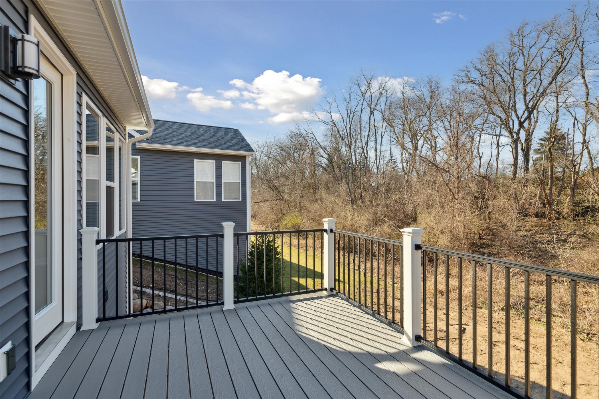 WW-04-75 Forsythia Deck with View.jpg