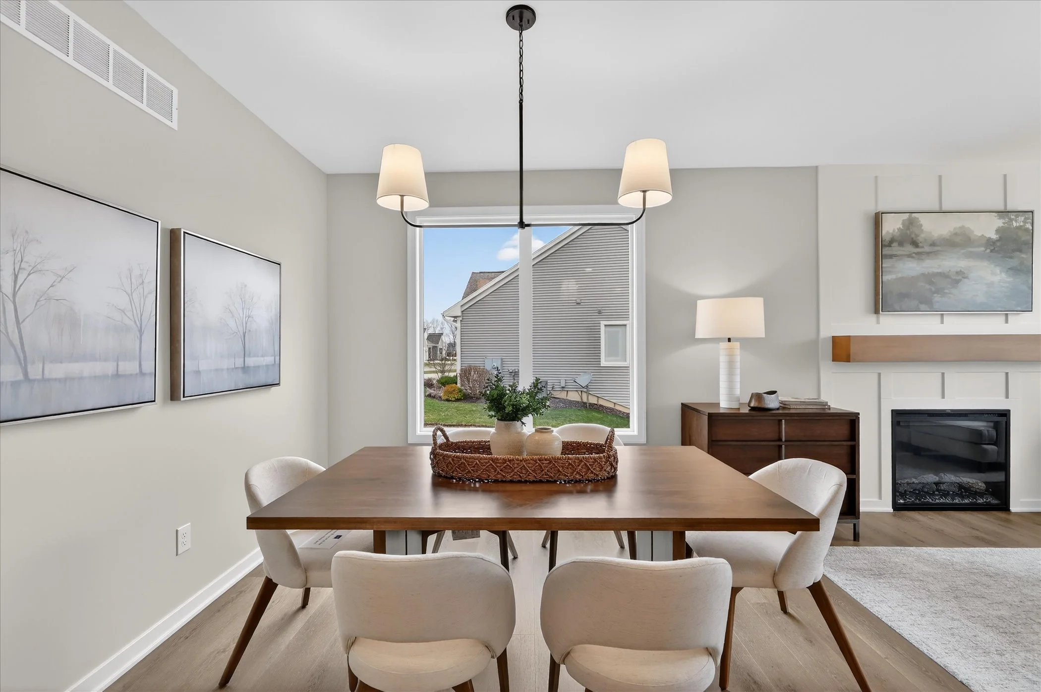 12-14323-Bridgeview-Pointe-Vicksburg-MI-49097-WindowStill.jpg