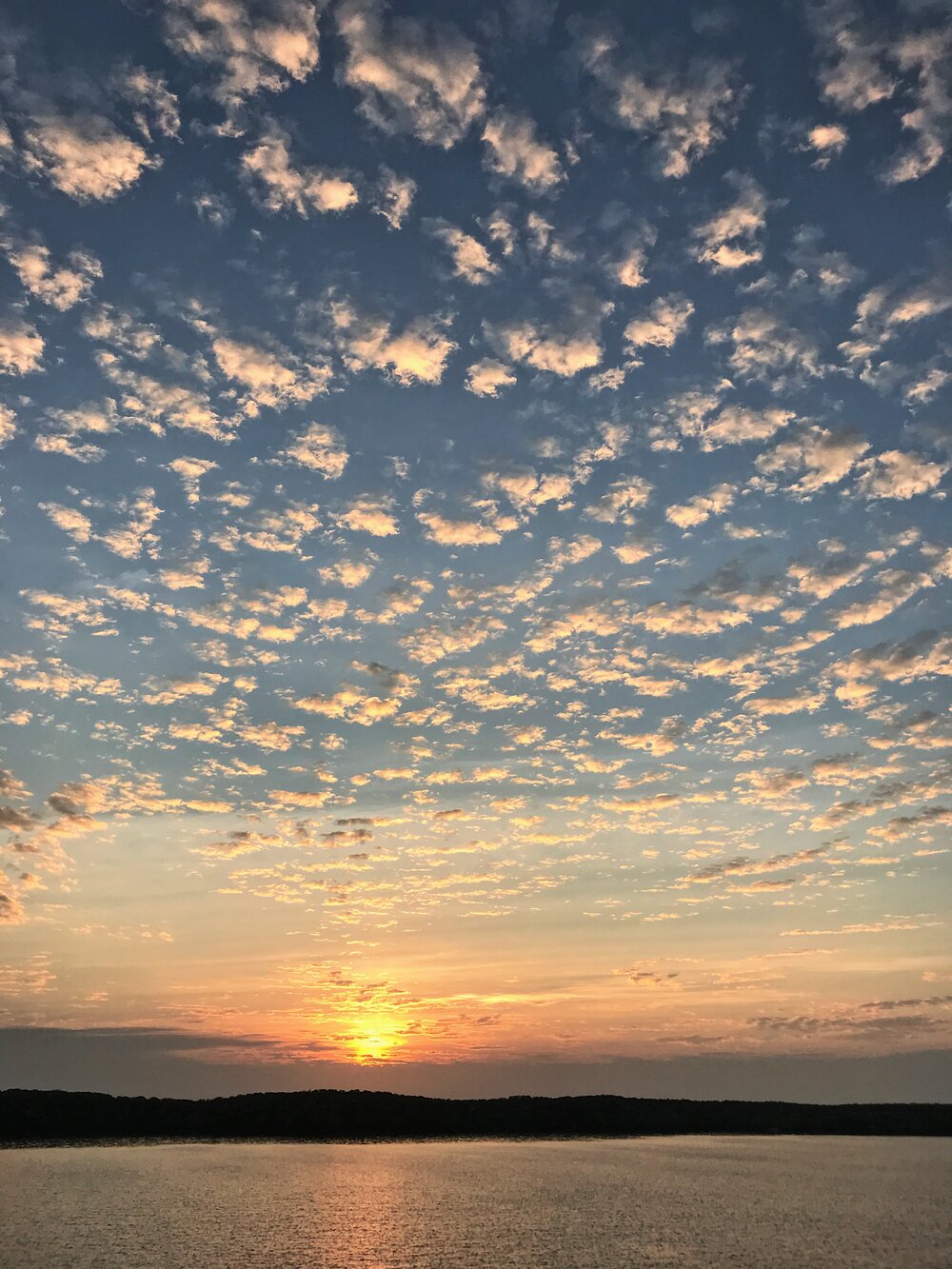  sunset near Bartolomé Island 