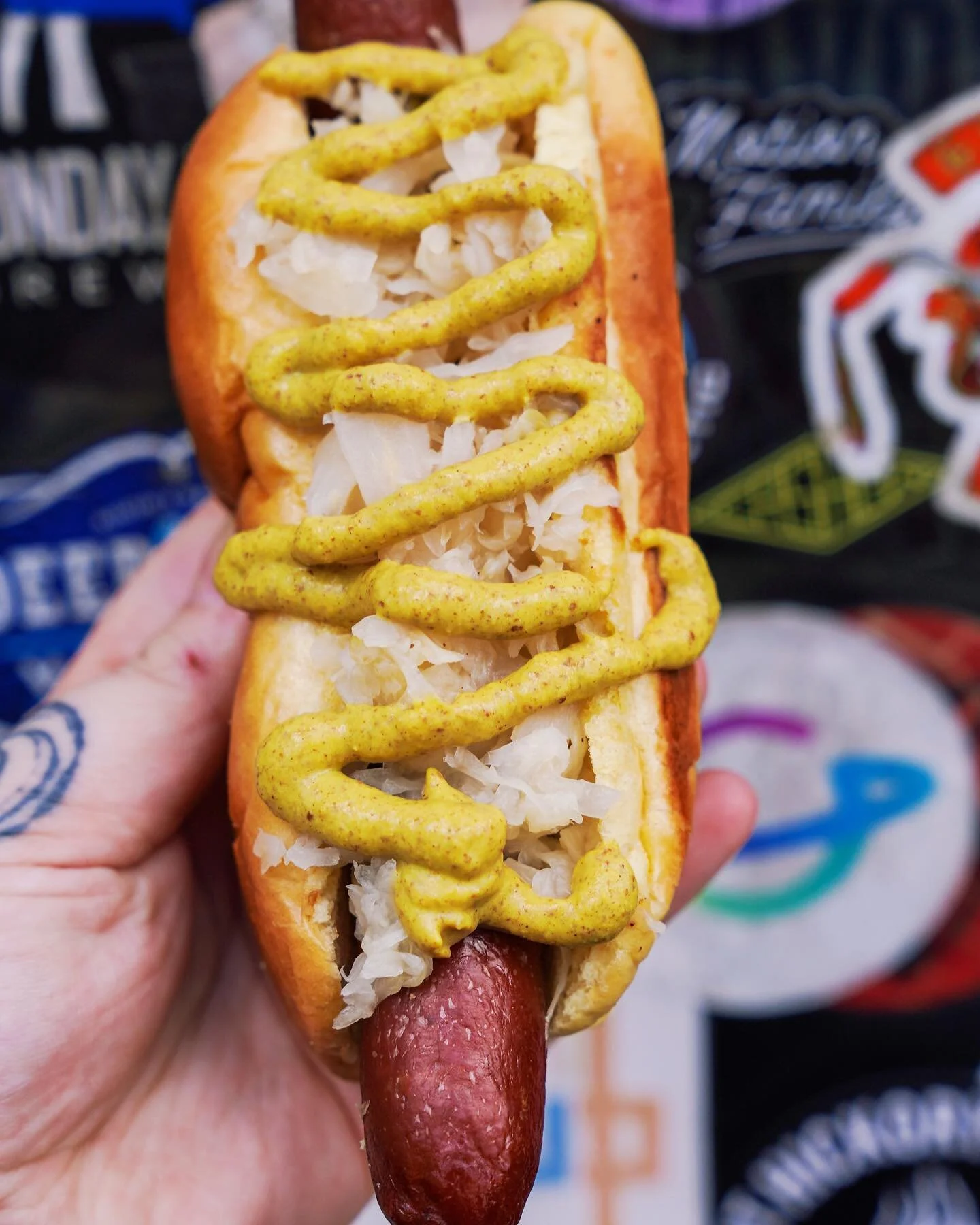 We are OPEN 😎 Come spend your Labor Day with a @fripperssausages Hot Dog and @mijentatequila 💙