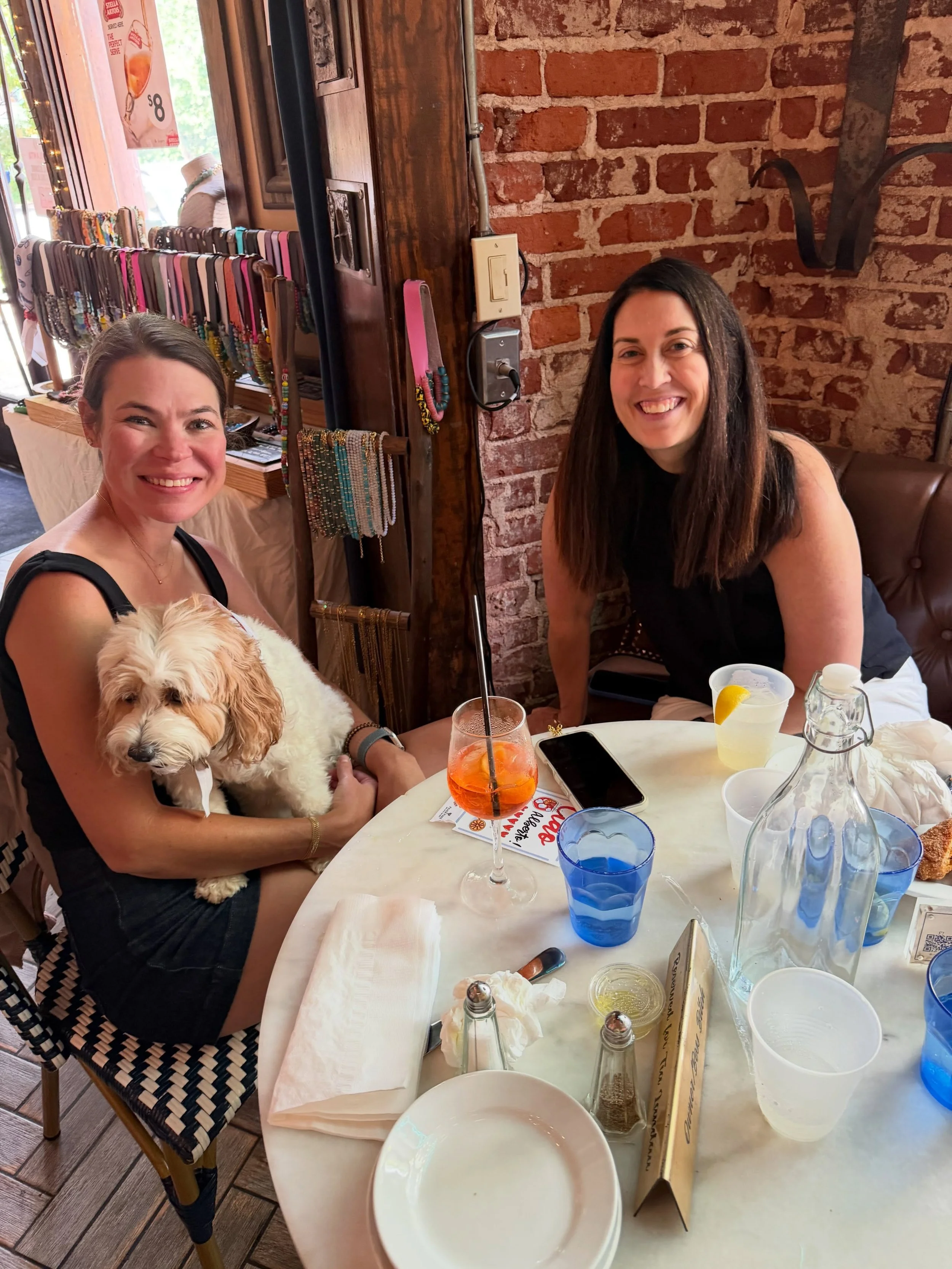 🐾 Some guests have been coming to The Albert for years&hellip; and Ida knows most of them by name.

Thank you for celebrating 19 years with us and making this little neighborhood pub feel like family. 🧡🍻

#TheAlbertATL #19YearsOfTheAlbert #InmanPa