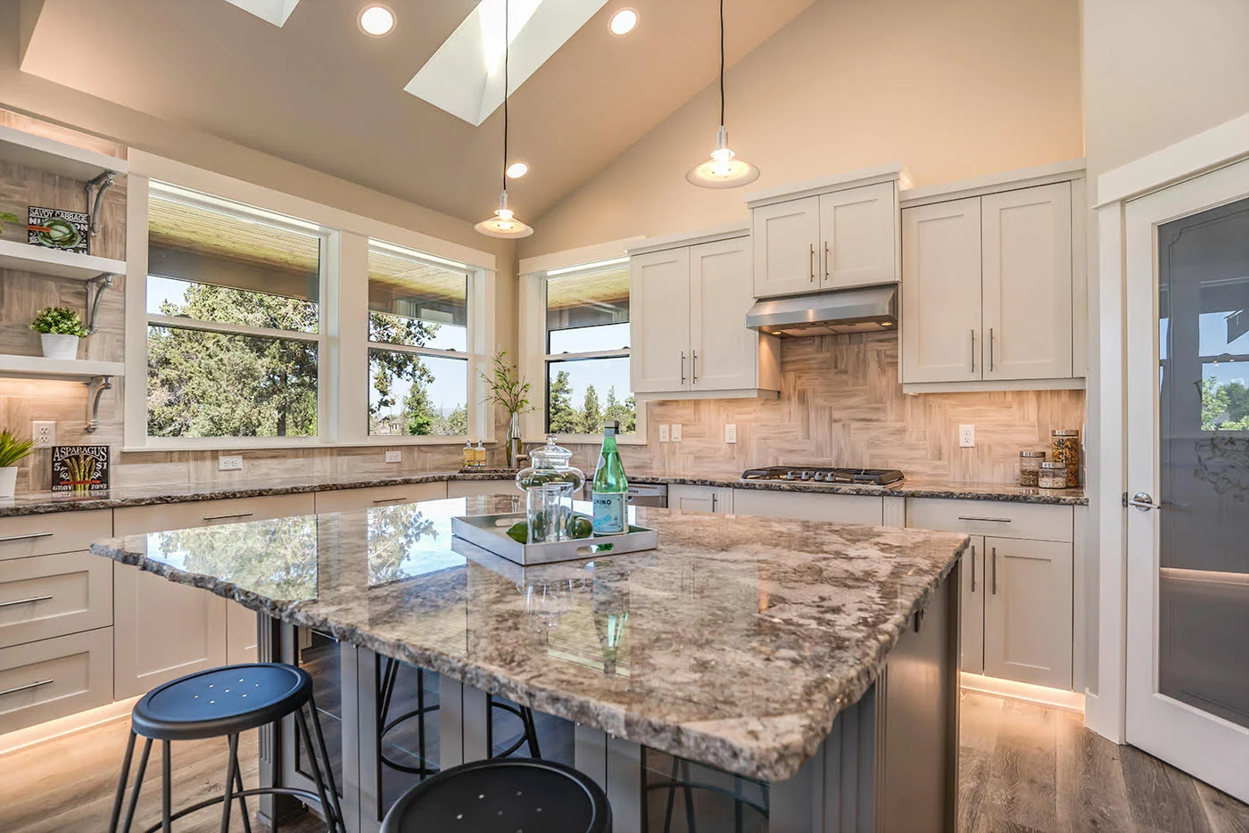 Custom-Kitchen-Home-Build-Redmond-Oregon.jpg
