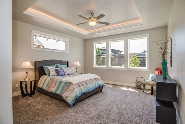 Custom-Home-Central-Oregon-Master-Suite.jpg