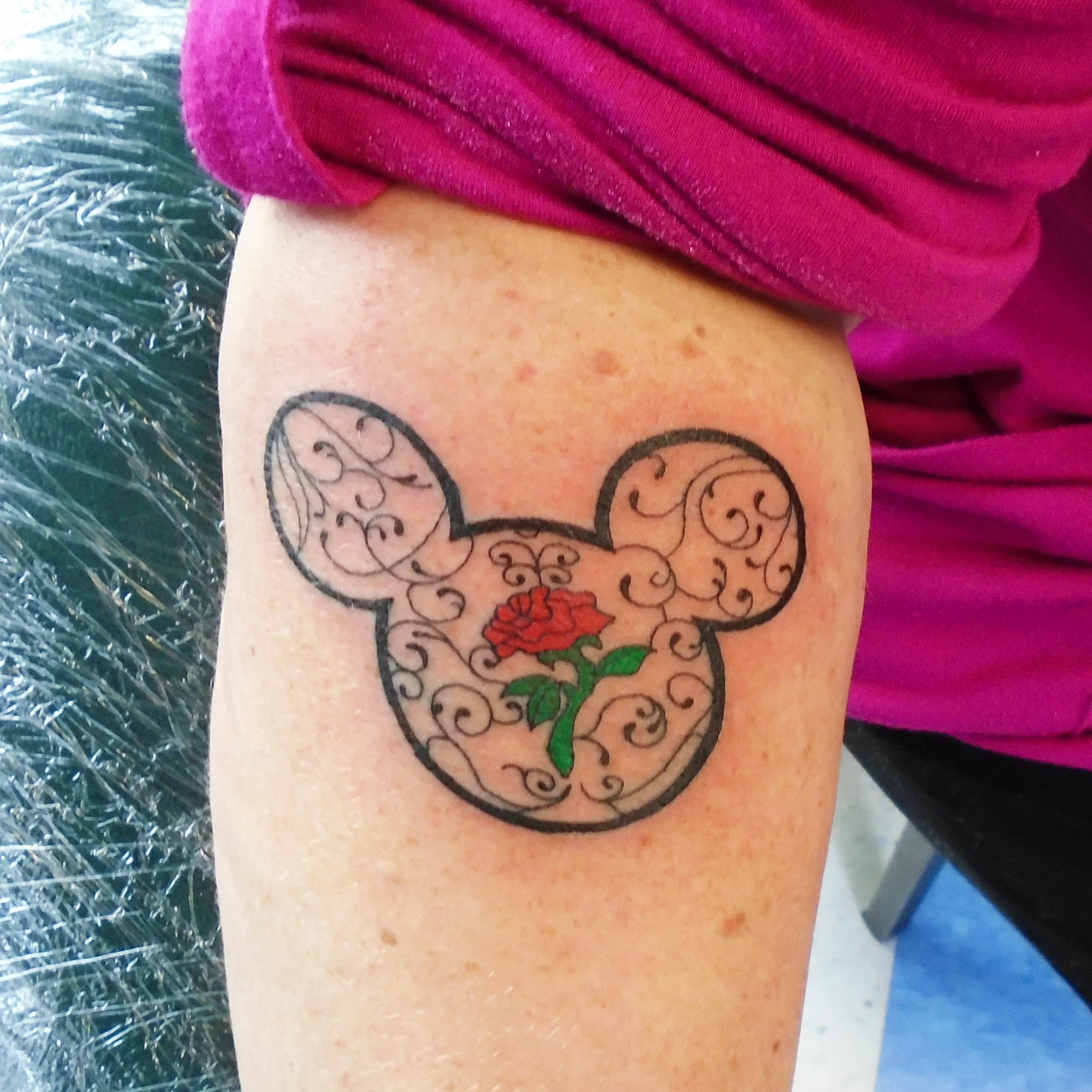 StainedGlass_Mickey_Rose.jpg