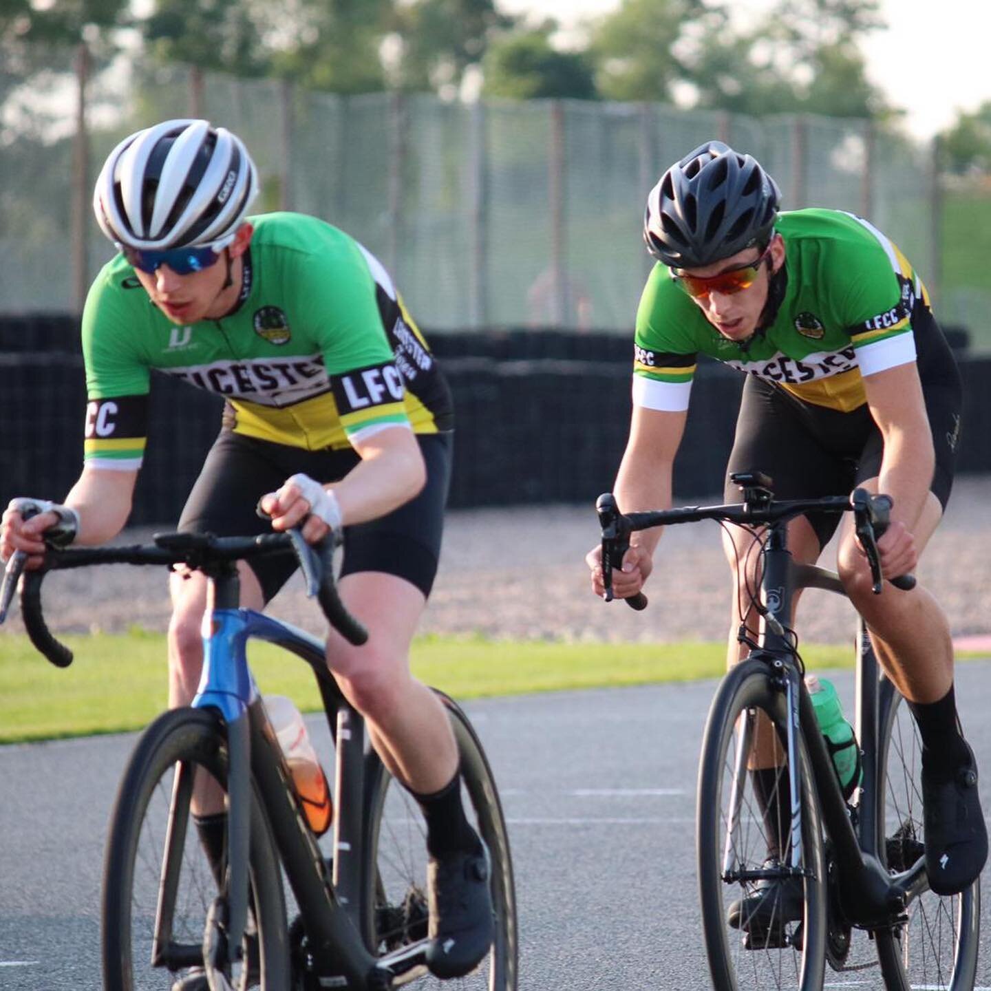 Great to see the LFCC colours @malloryparkcircuit for the EMMR @pb_performance circuit race.

All results yet to be confirmed but looking like we had 3 top ten finishers.

Well done everyone 🚴🏼&zwj;♂️🚴🏻&zwj;♀️