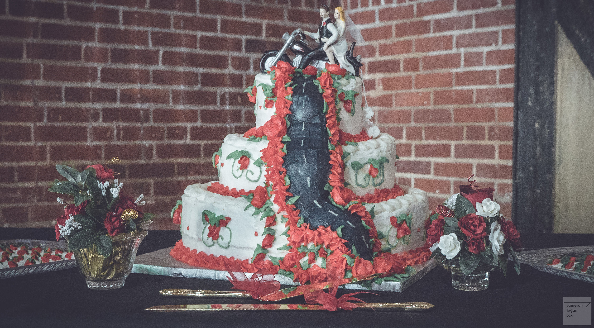 Wedding Photographer Photography Kansas City Gallery Missouri Photos Online Discount Price Two Photographer Team Video wedding rings candids documentarian poses posed (19 of 294).jpg