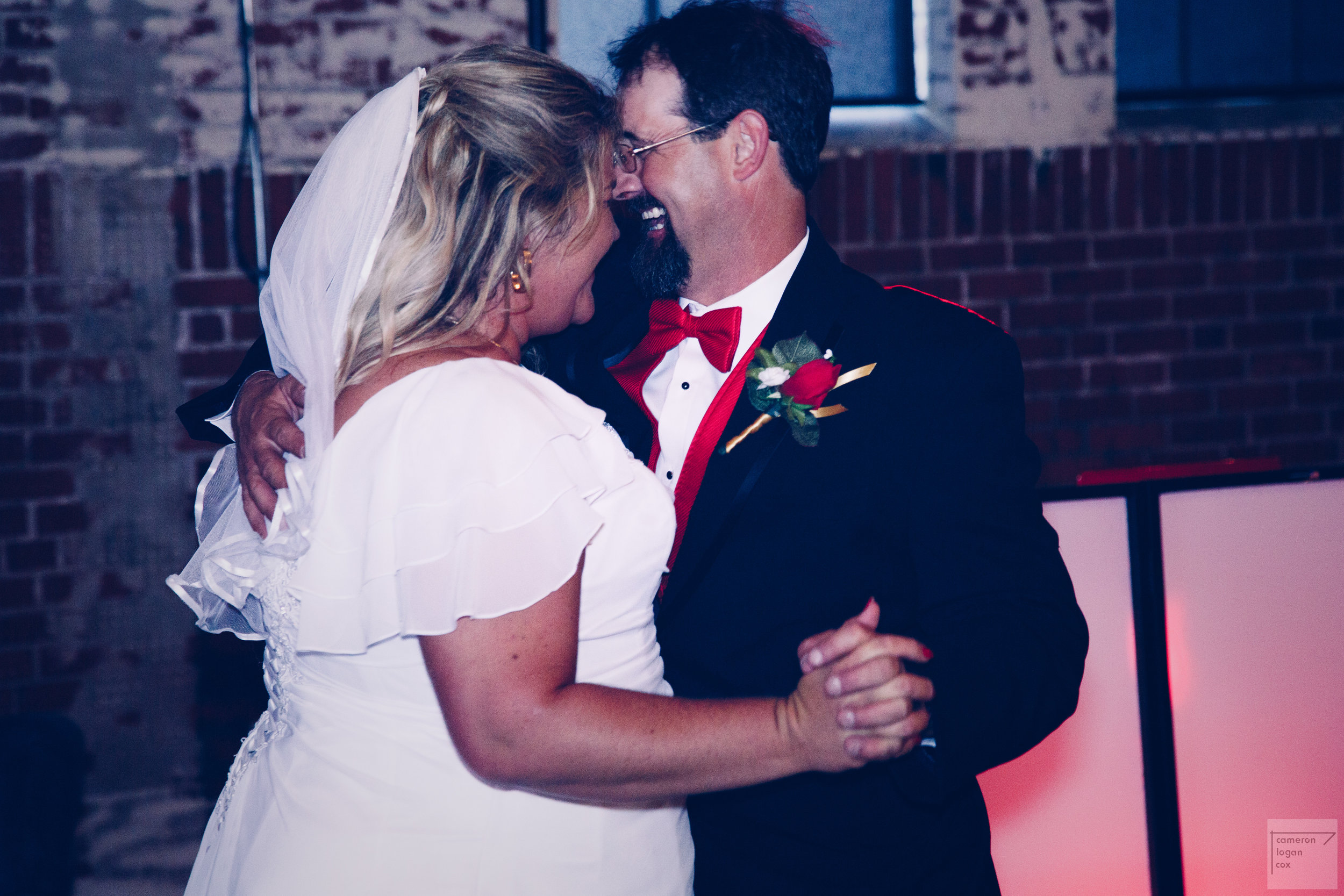 Wedding Photographer Photography Kansas City Gallery Missouri Photos Online Discount Price Two Photographer Team Video wedding rings candids documentarian poses posed (201 of 294).jpg