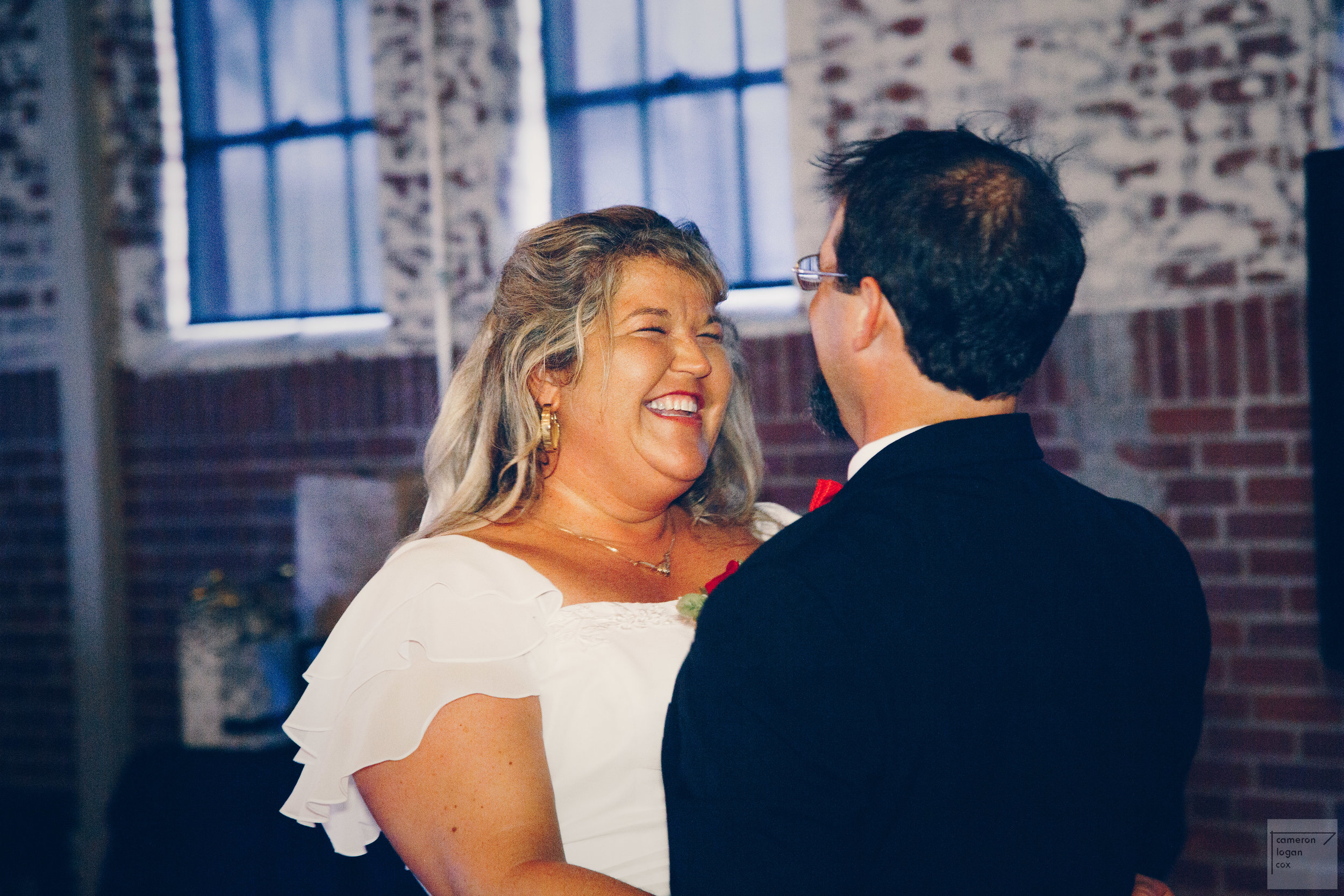 Wedding Photographer Photography Kansas City Gallery Missouri Photos Online Discount Price Two Photographer Team Video wedding rings candids documentarian poses posed (203 of 294).jpg