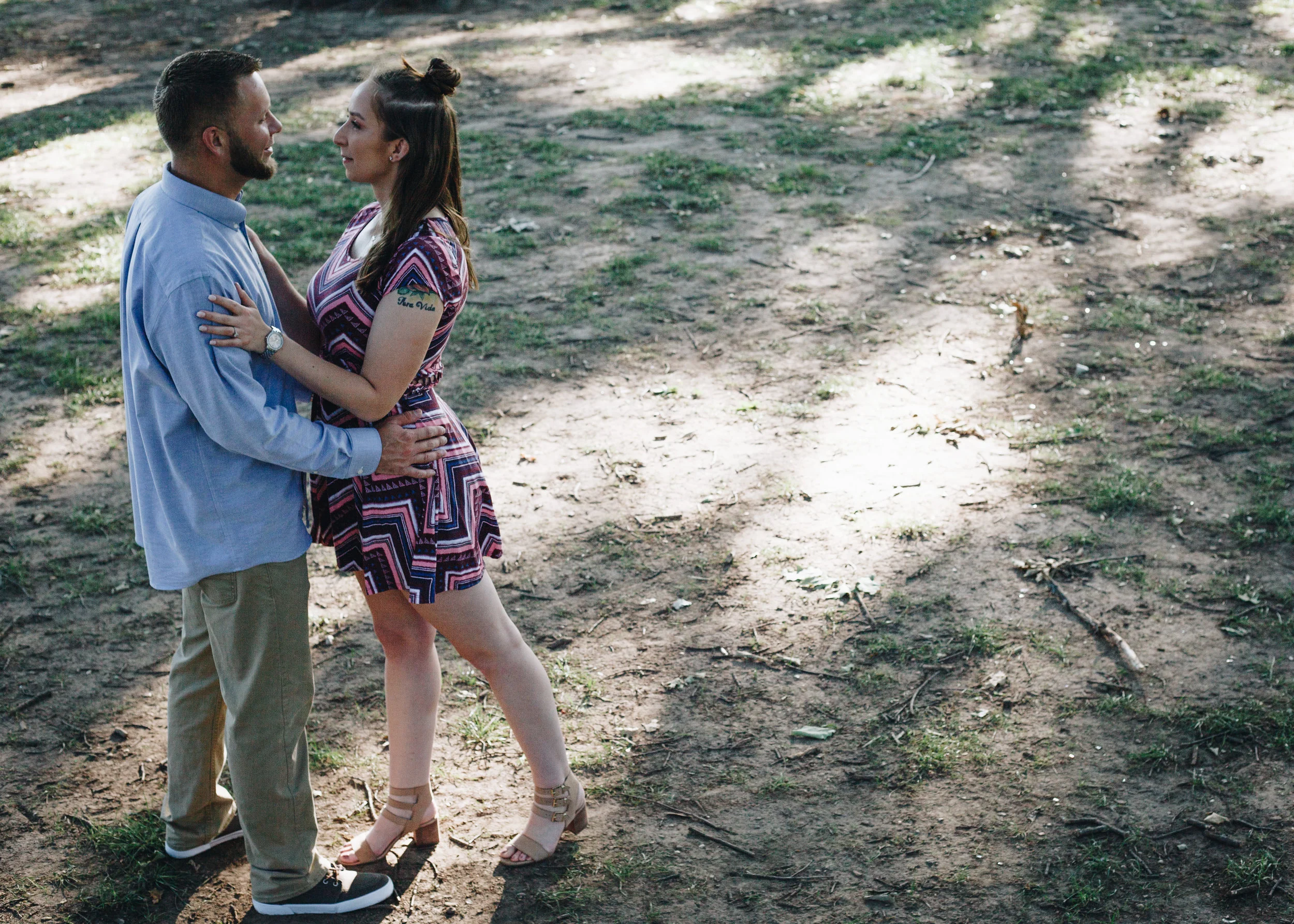 Tiffany and AJ Engagement session Kansas City photos13.jpg