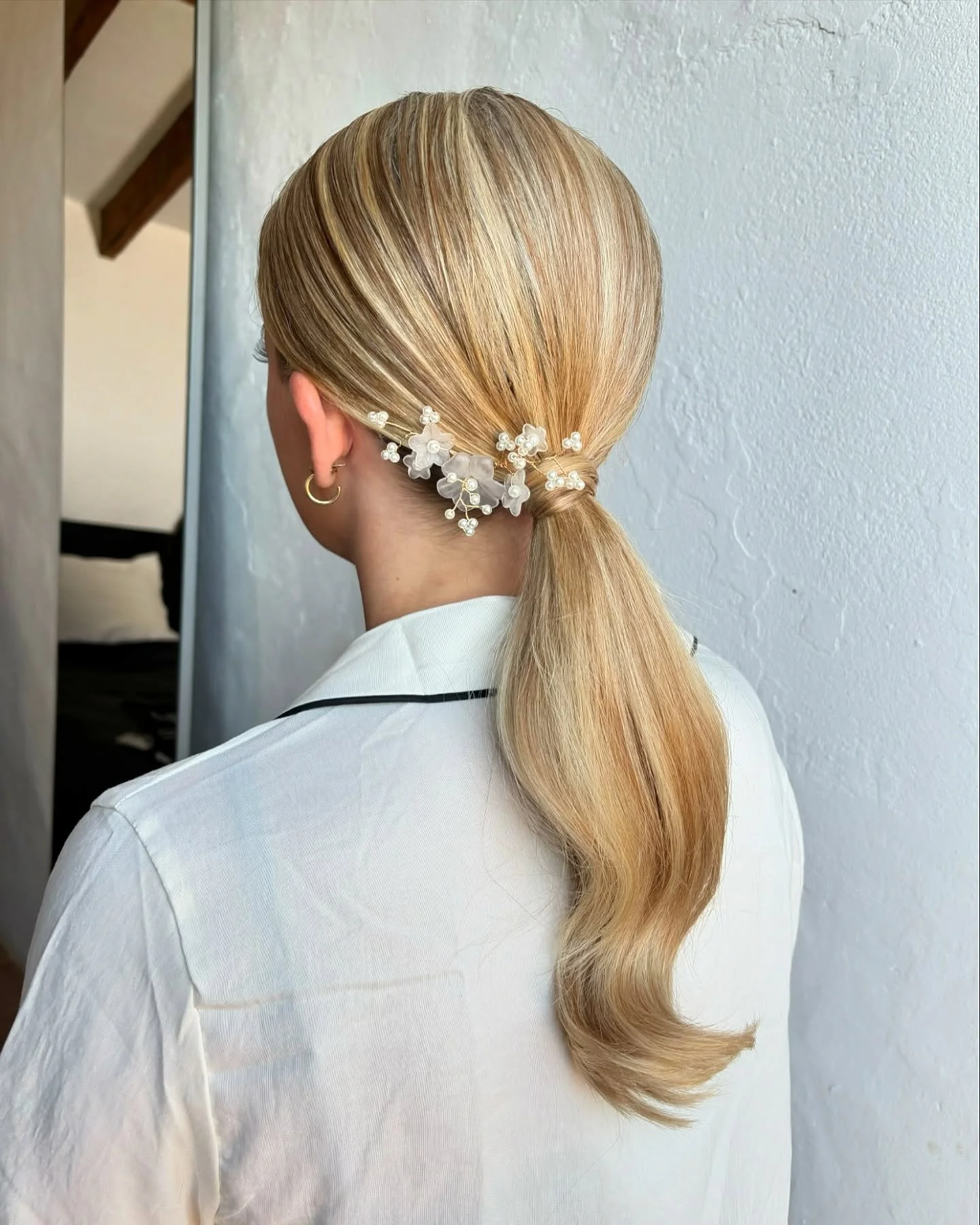 Some bridesmaids inspiration from today&rsquo;s wedding! ✨

#bridesmaidshair #bridesmaidsinspiration #hairinspiration #mallorcahairstylist #makeupartistmallorca