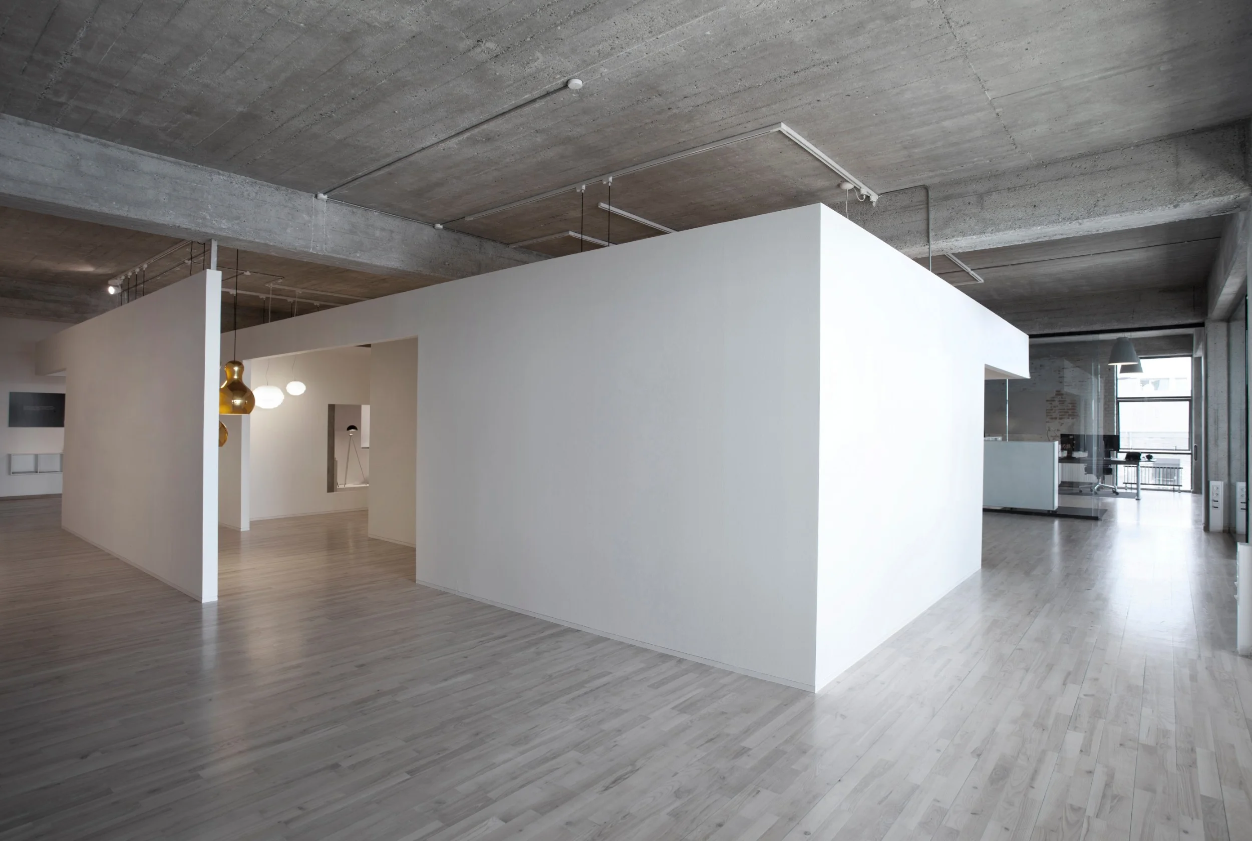 sofie-ladefoged-interior-lightyears-showroom-02.jpg