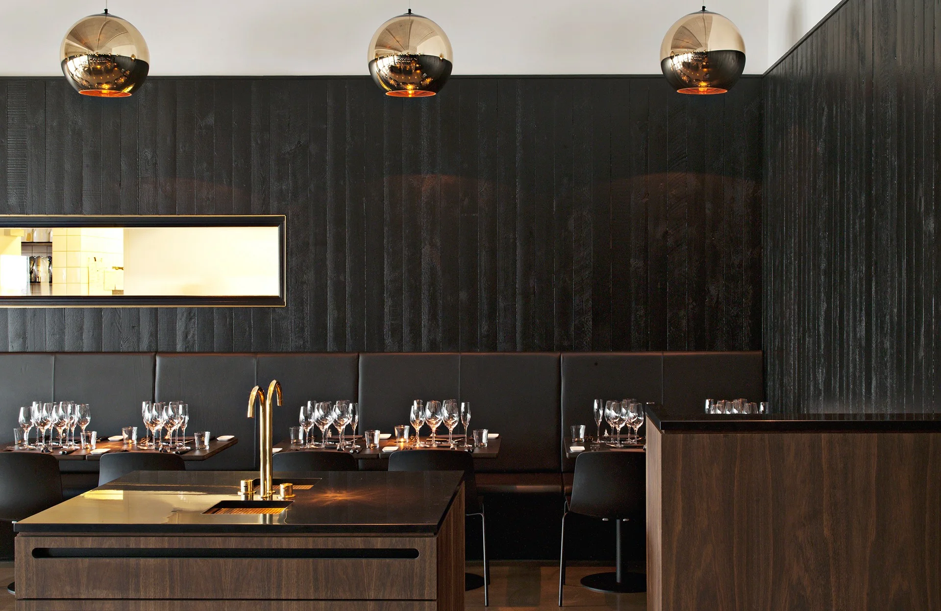 sofie-ladefoged-interior-restaurant-det-glade-vanvid-08.jpg