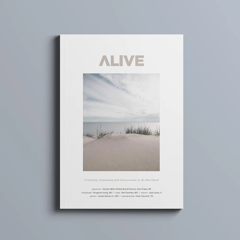 V16_i4_Profile photo.jpg