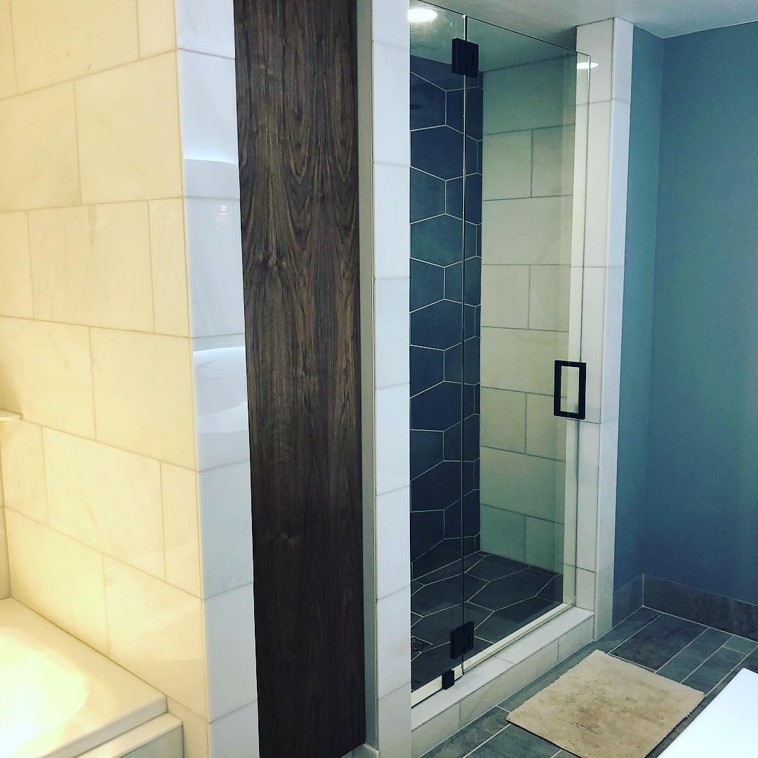 Beane Bathroom 1.jpg