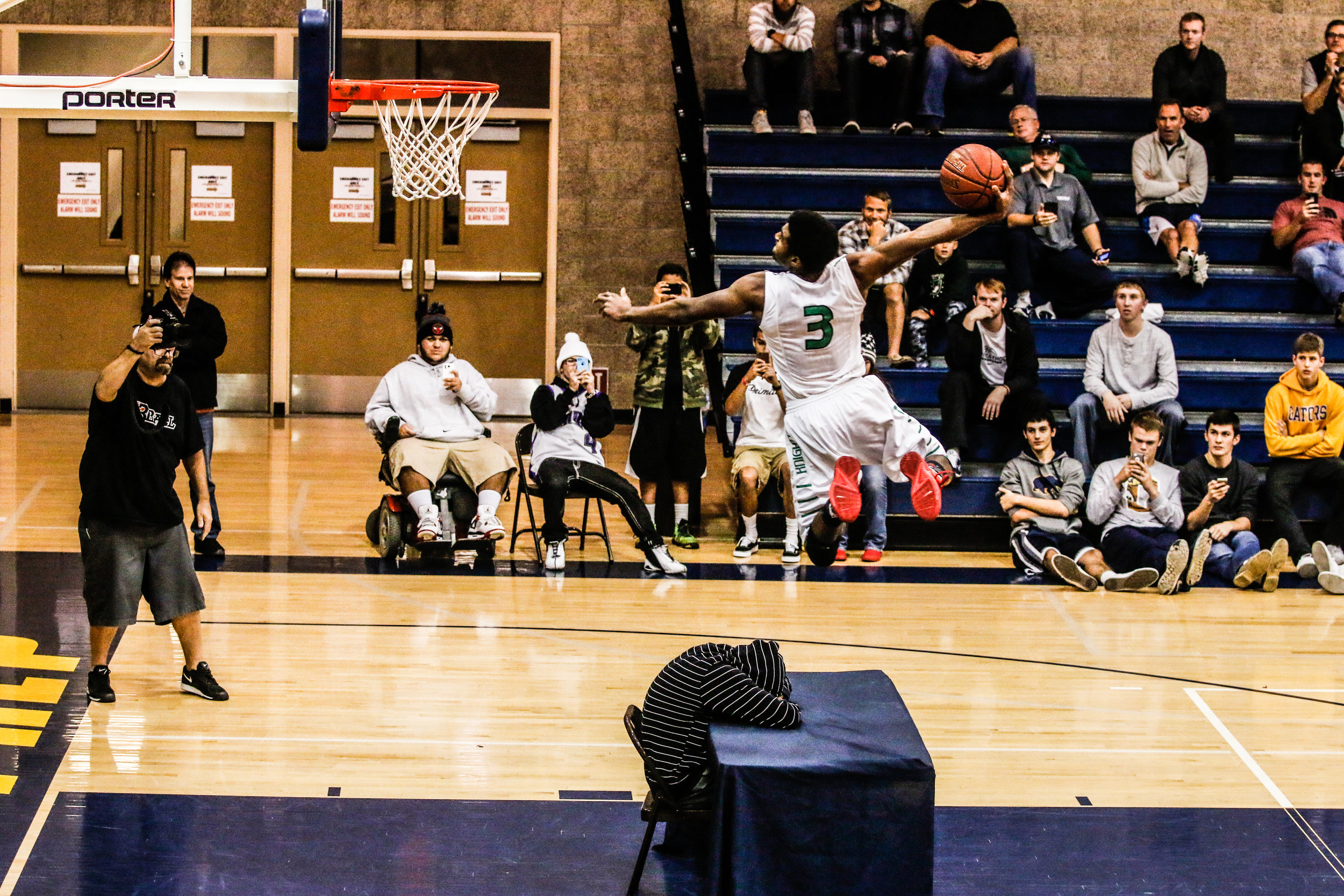 2014-12-20-MCPCC DunkContest-21.jpg