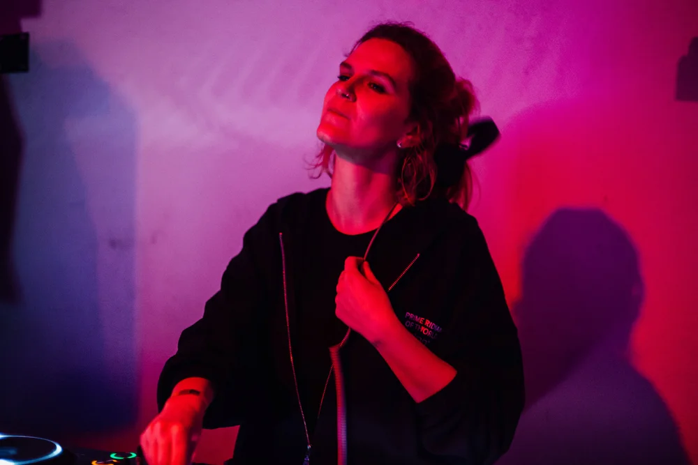 Violet Rapper 3 Questions with Violet — Manifest
