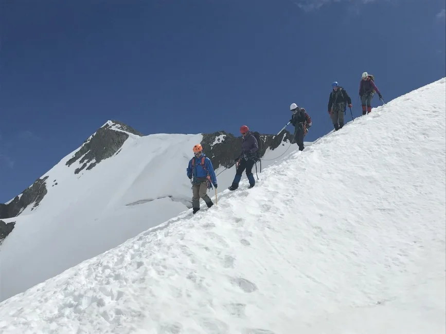Descending the steeps on Mt Olive. Photo by John Thomson.