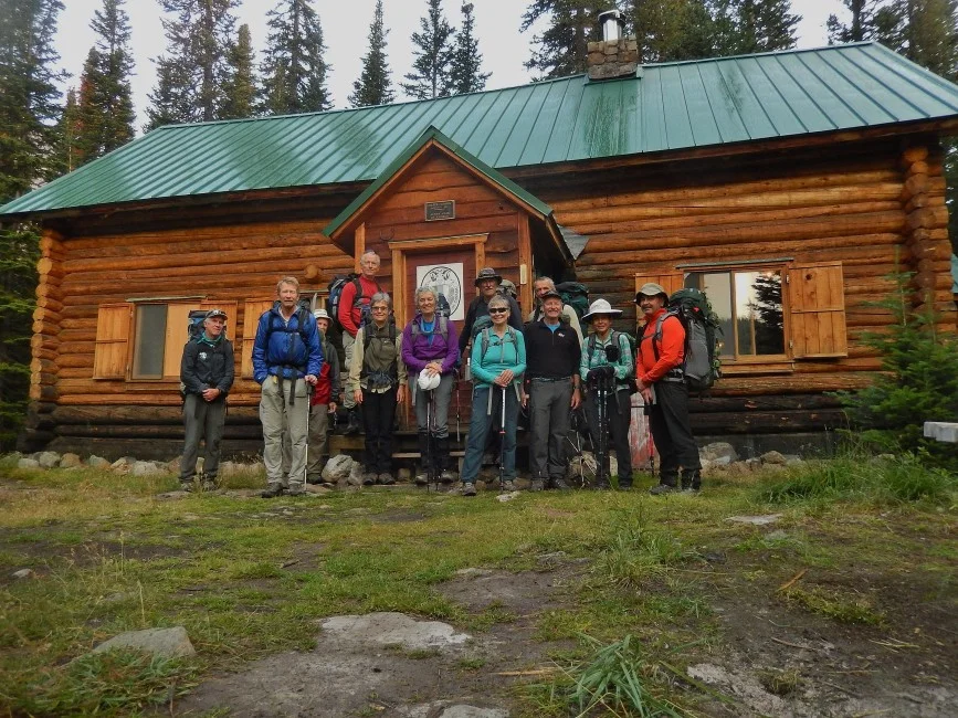 The Wates-Gibson Hut and 2015 team. Photo by Rick McKelvey.