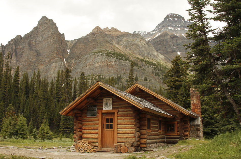 Elizabeth Parker Hut Summer Lottery 2017