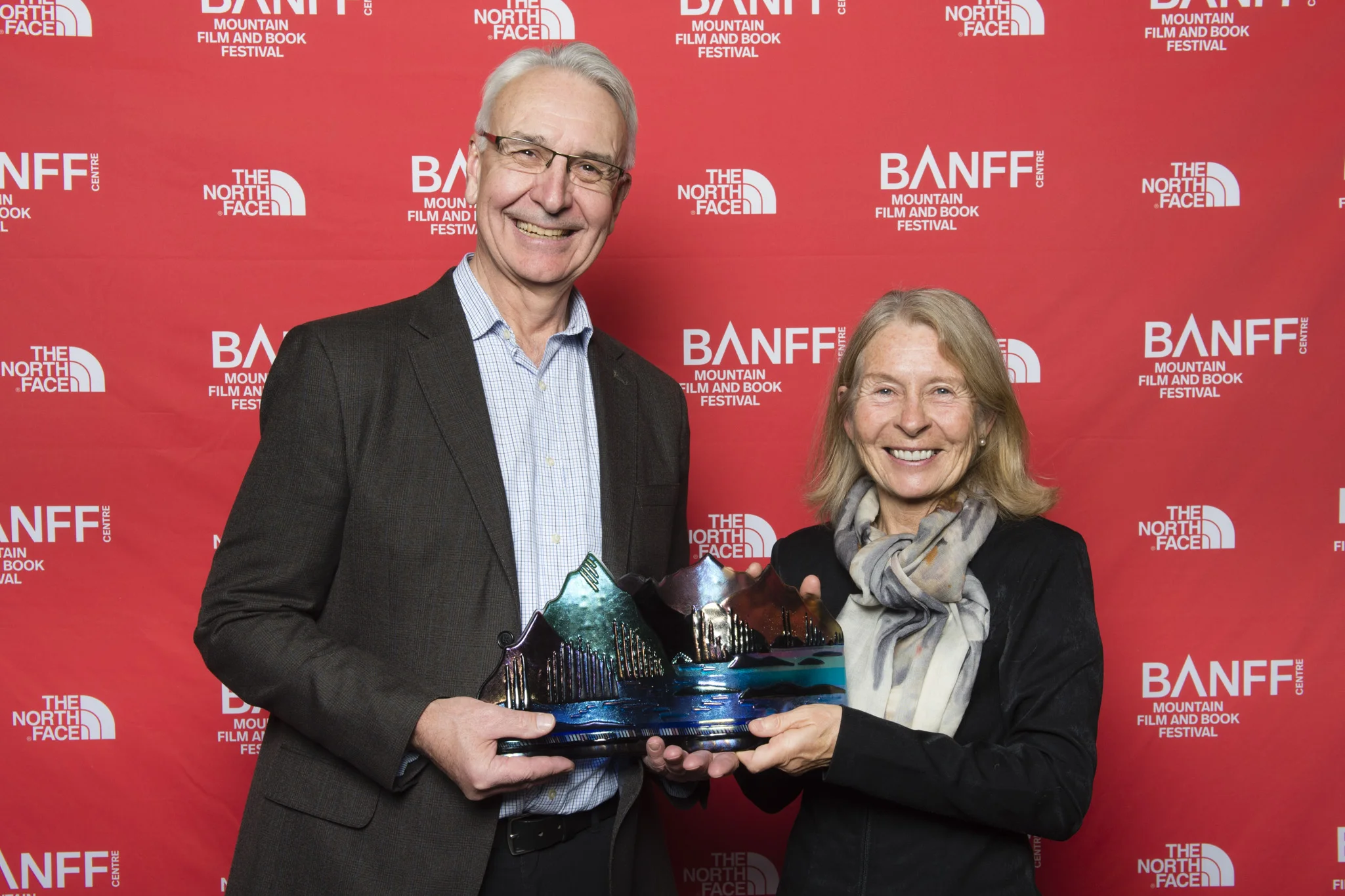 Bernadette McDonald receives the Jon Whyte Award for Mountain Literature at the 2017 Banff Mountain Film and Book Festival ©Banff Centre for Arts and Creativity.