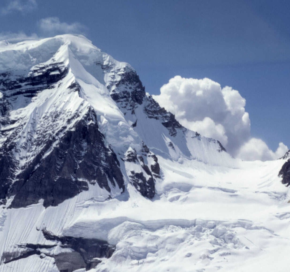 GMC 2021: Mummery Glacier - From the Air