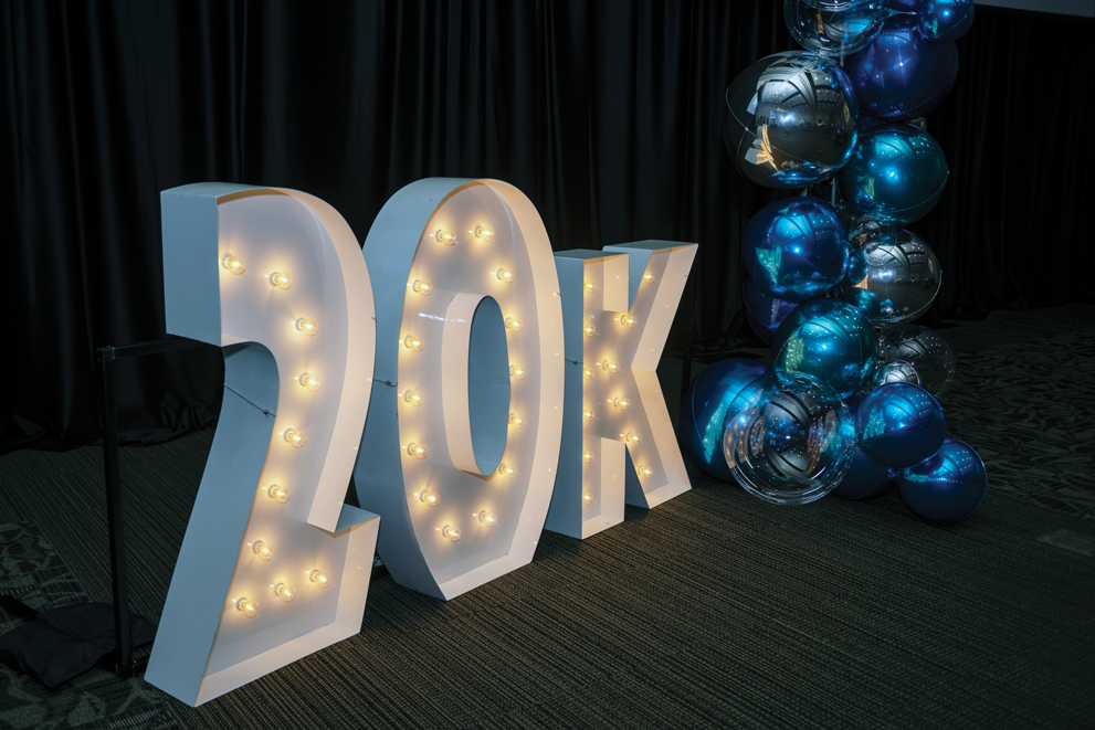 Dr-Patel-20k-Surgery-Celebration_THB0247.png