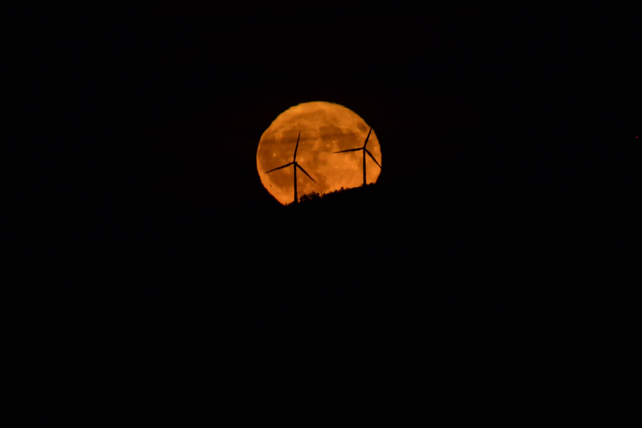 Wind Turbines at Moonrise_2