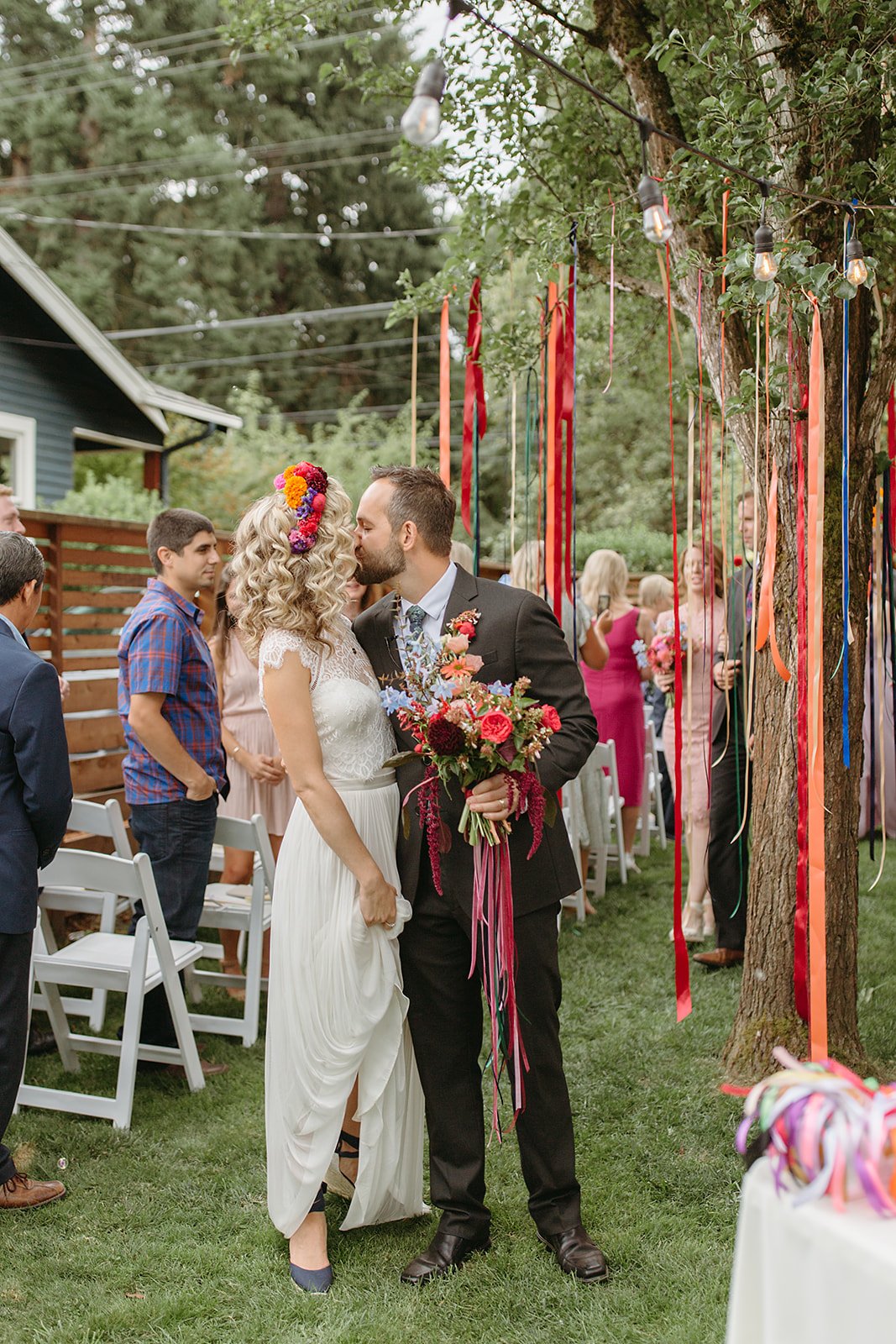 colorful-backyard-wedding-portand-oregon-570.jpg