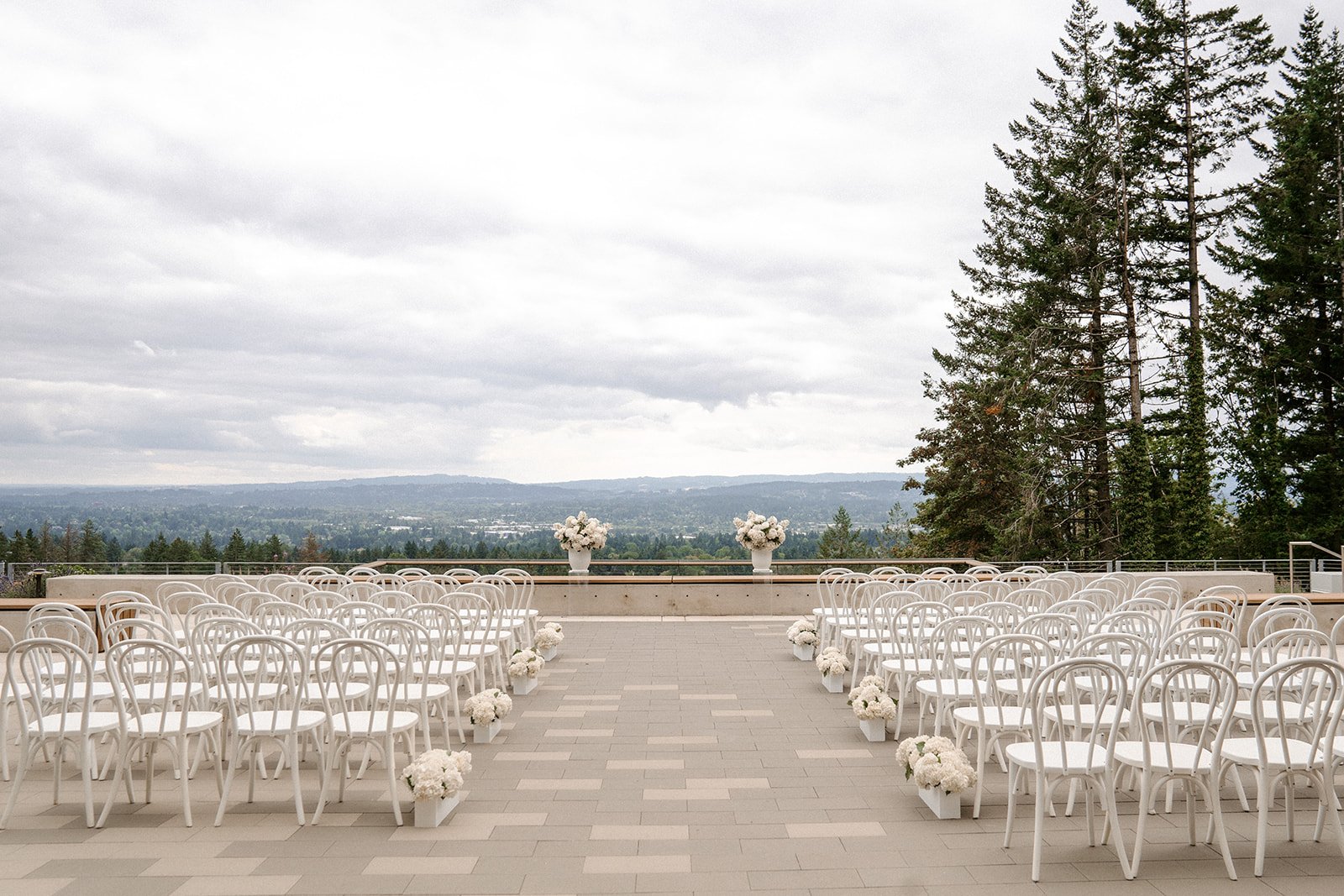 COCOANDTERRY-oregonwedding-amaterrawinery-highlights-madelinerosephotographyco-53.jpg