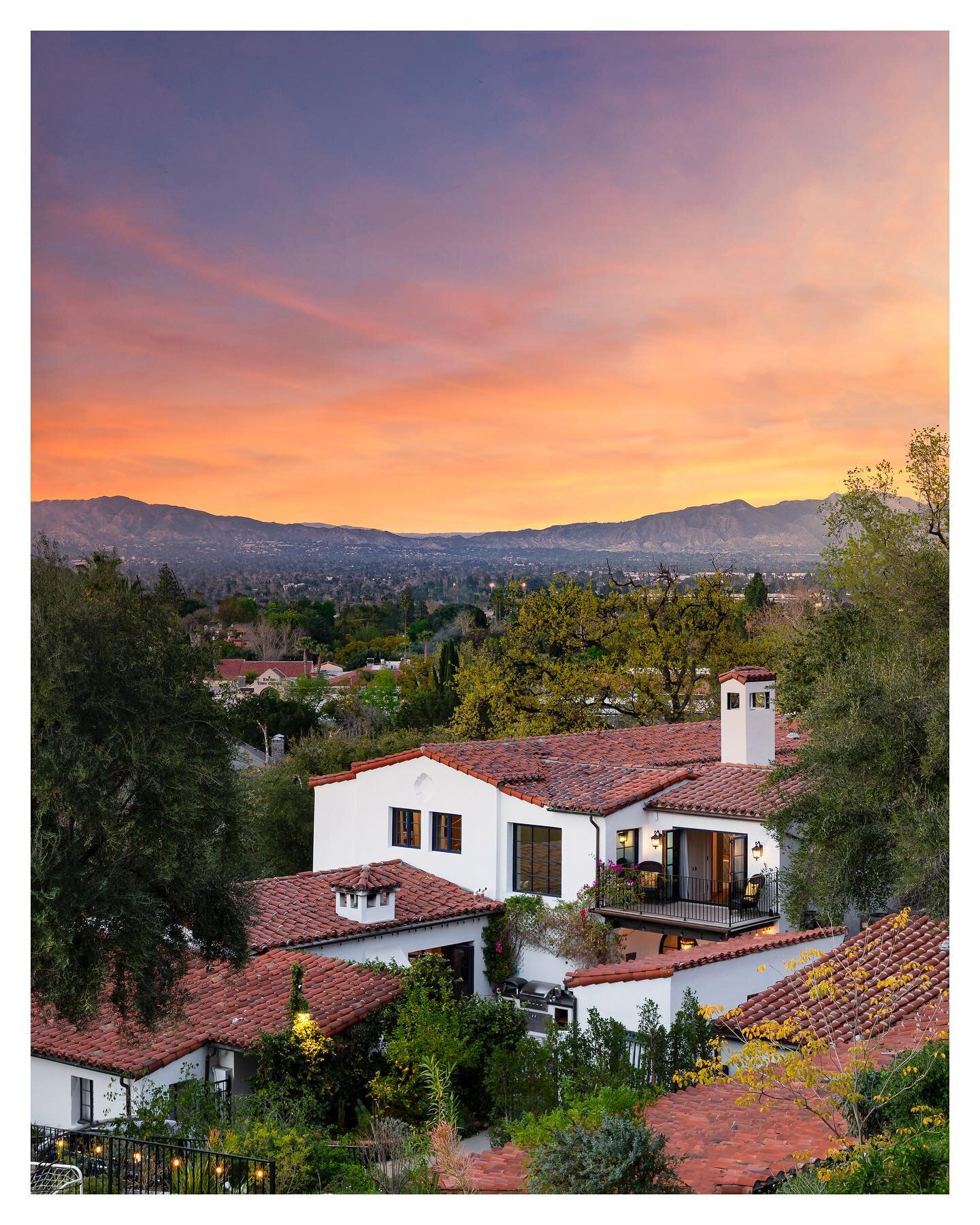 Encino Spanish Hacienda Part One 

A few months ago I had the opportunity to photograph this beautifully updated hacienda, originally designed by Myron Hunt. 

I was hired by the home owners who spent years meticulously renovating the property while 