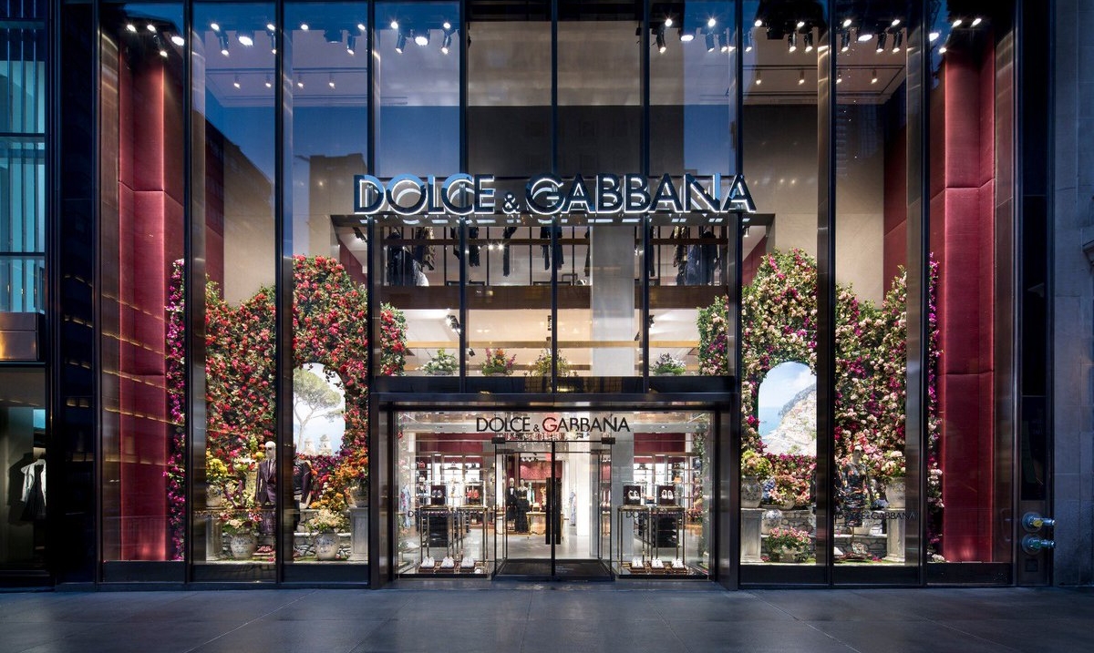 dolce and gabbana 5th avenue store