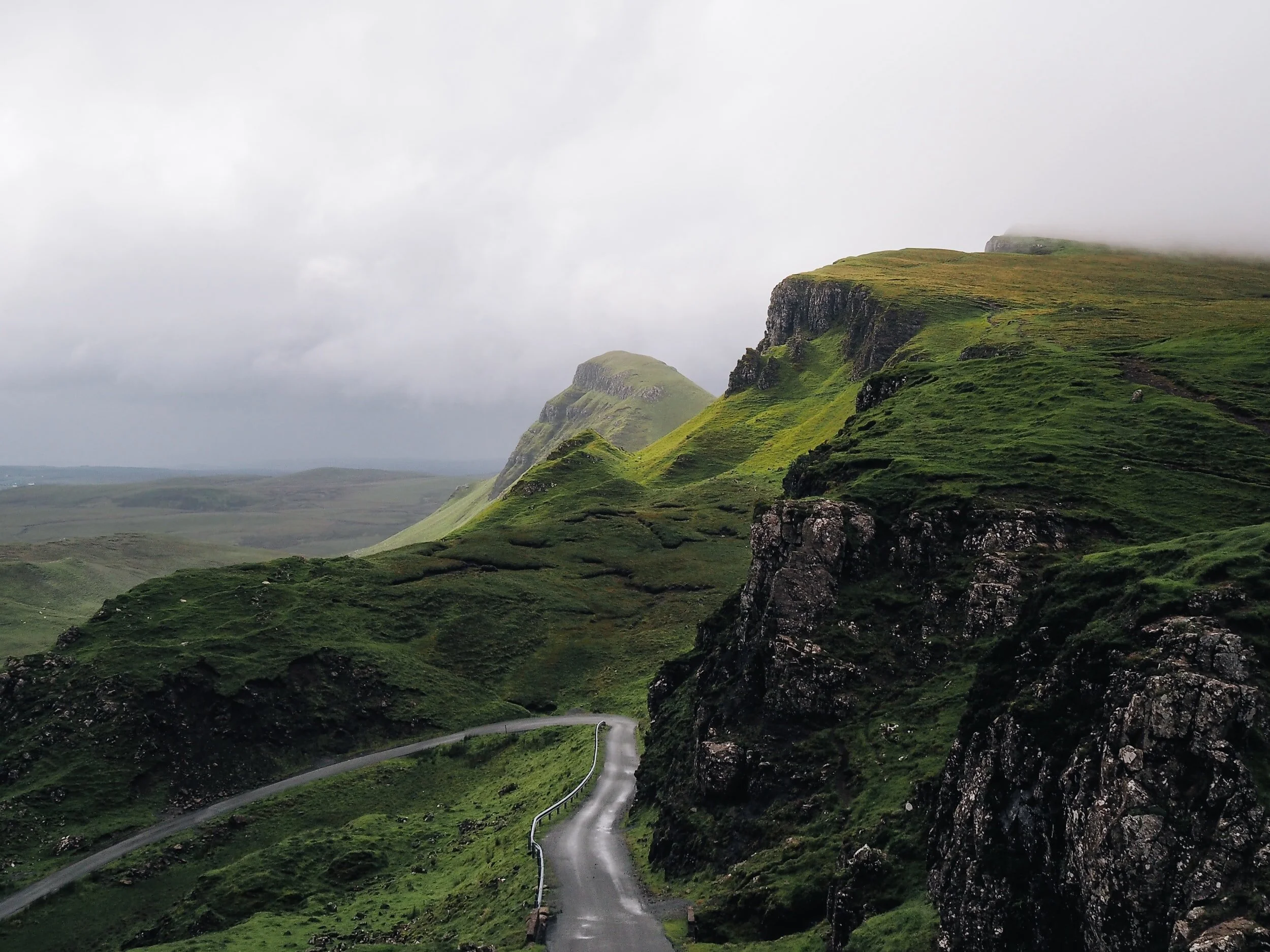unsplash-image-Kt5hRENuotI.jpg
