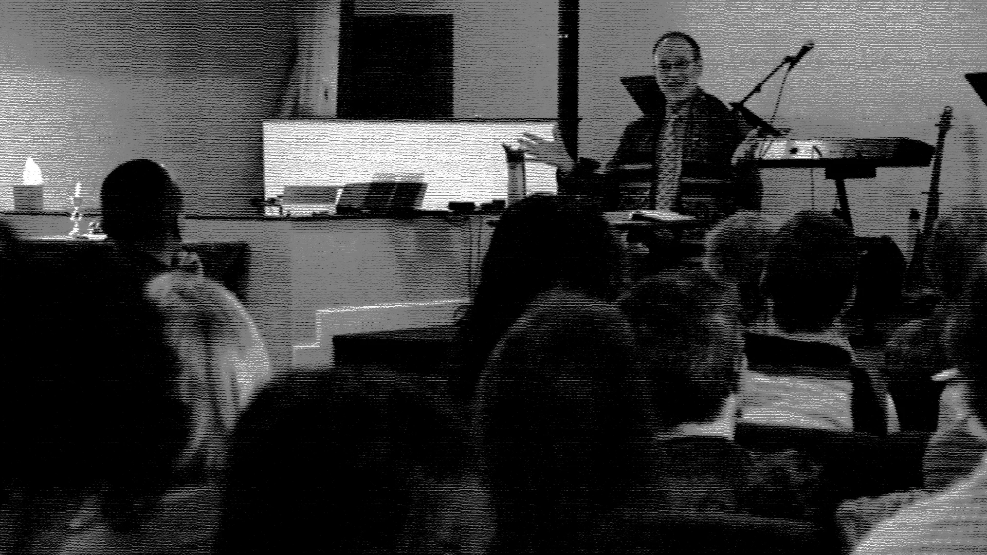 Rabbi Teaching at KD.jpg