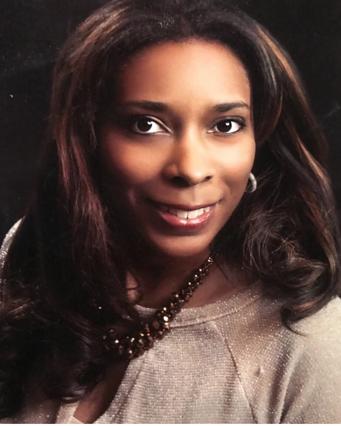 Dr. Rae Kay Holistic Doctor Giving Back To Her Community — Woman Entrepreneur Magazine Build