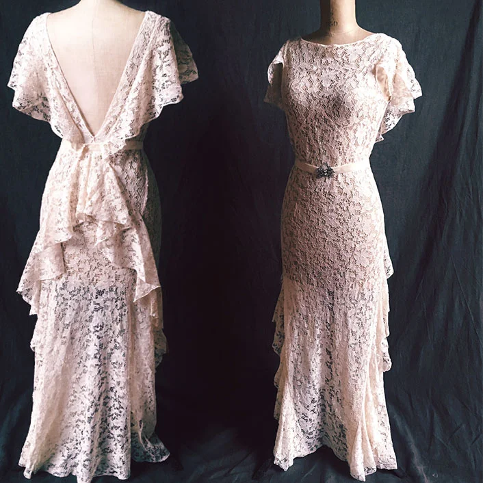 cream lace wedding dress.jpg