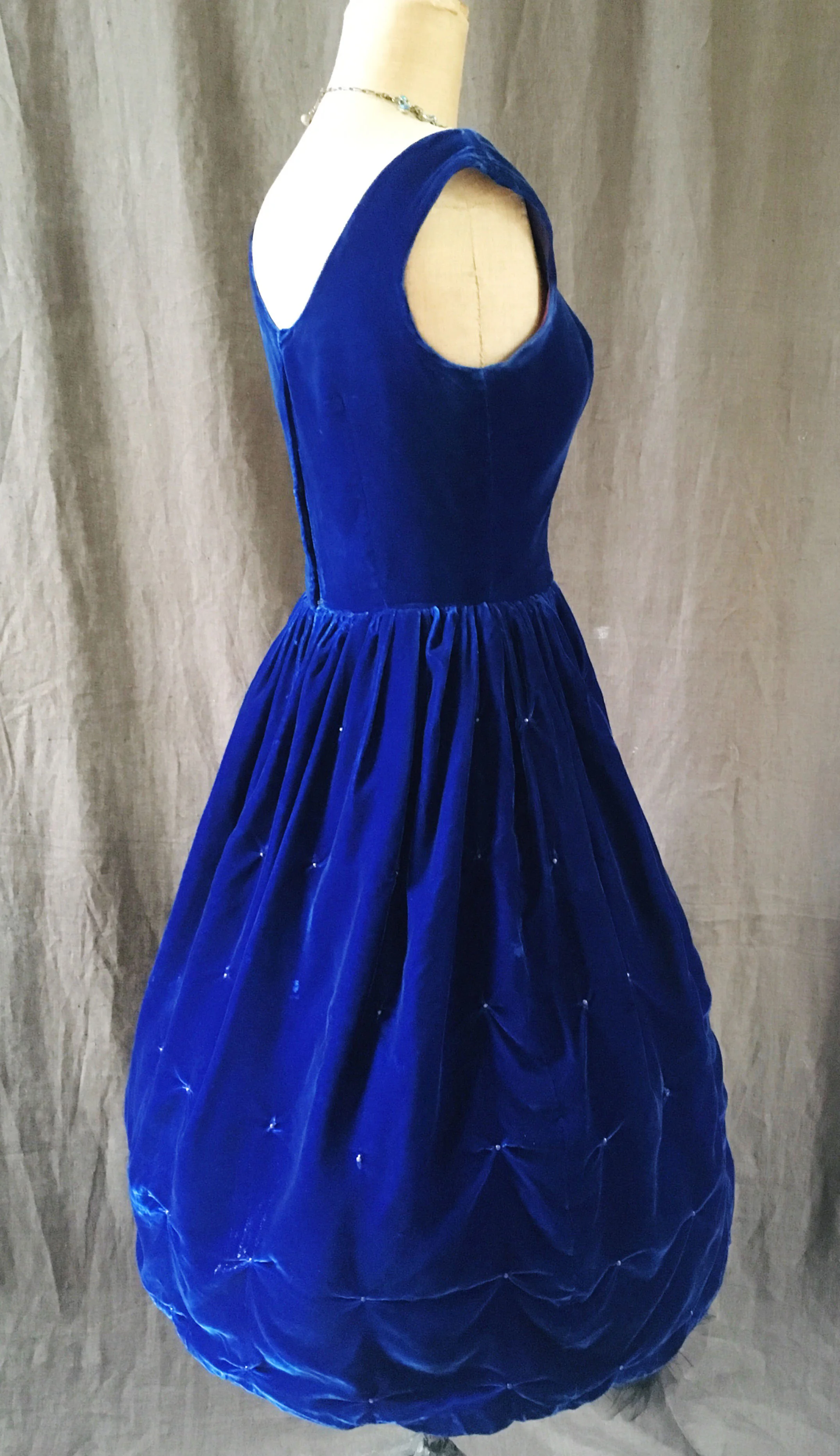 blue velvet side .jpg